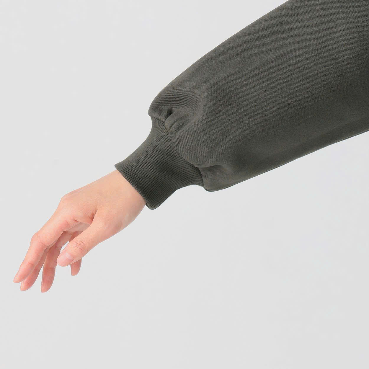 K689 AO NU ESSEME_thumbnail_4