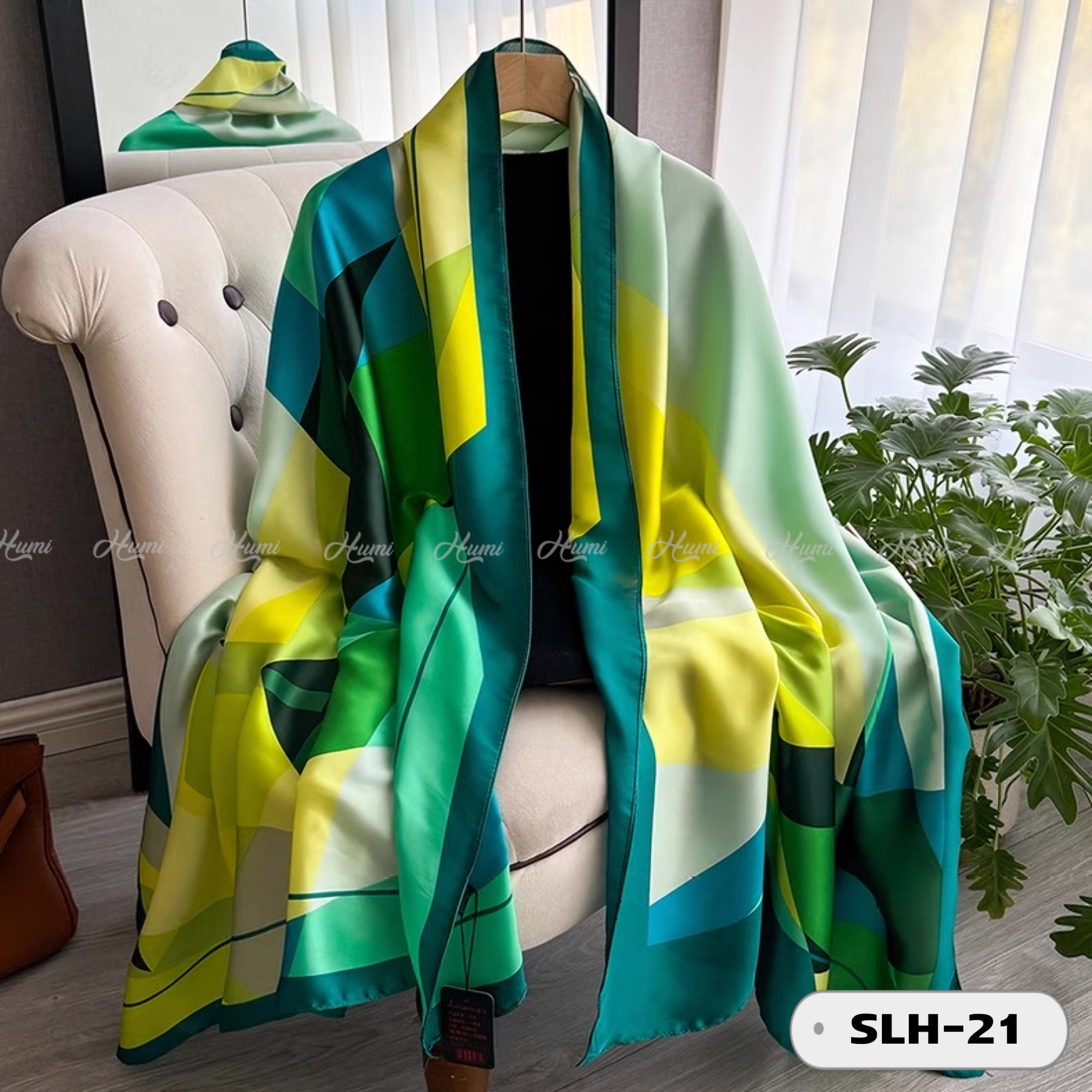 KHĂN CHOÀNG LỤA (SLH21)_thumbnail_0