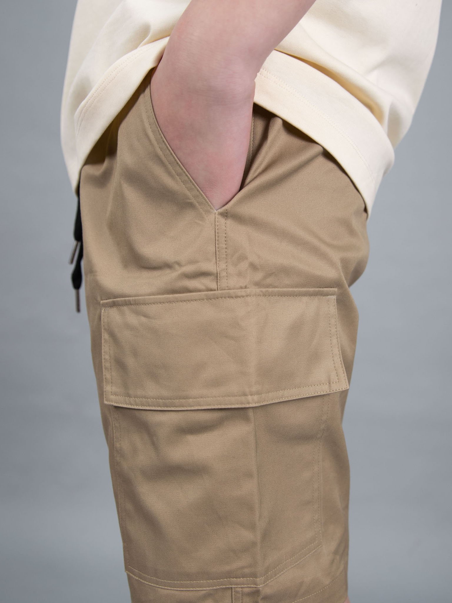 Quần short kaki be đậm túi hộp_thumbnail_2