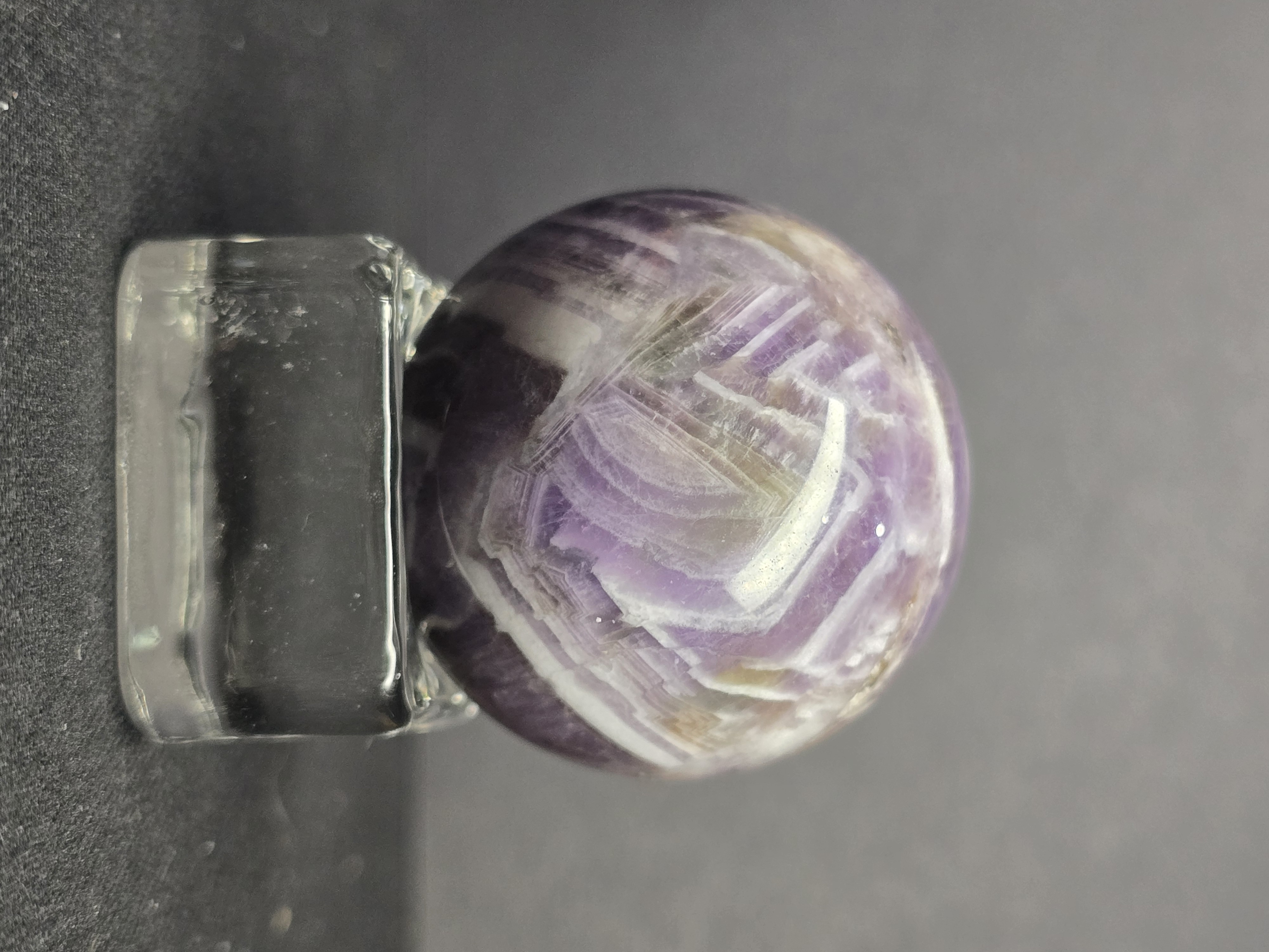 Bi Cầu Mini (~3CM) Thạch Anh Tím Dream Amethyst (tặng kèm đế thủy tinh)_thumbnail_2