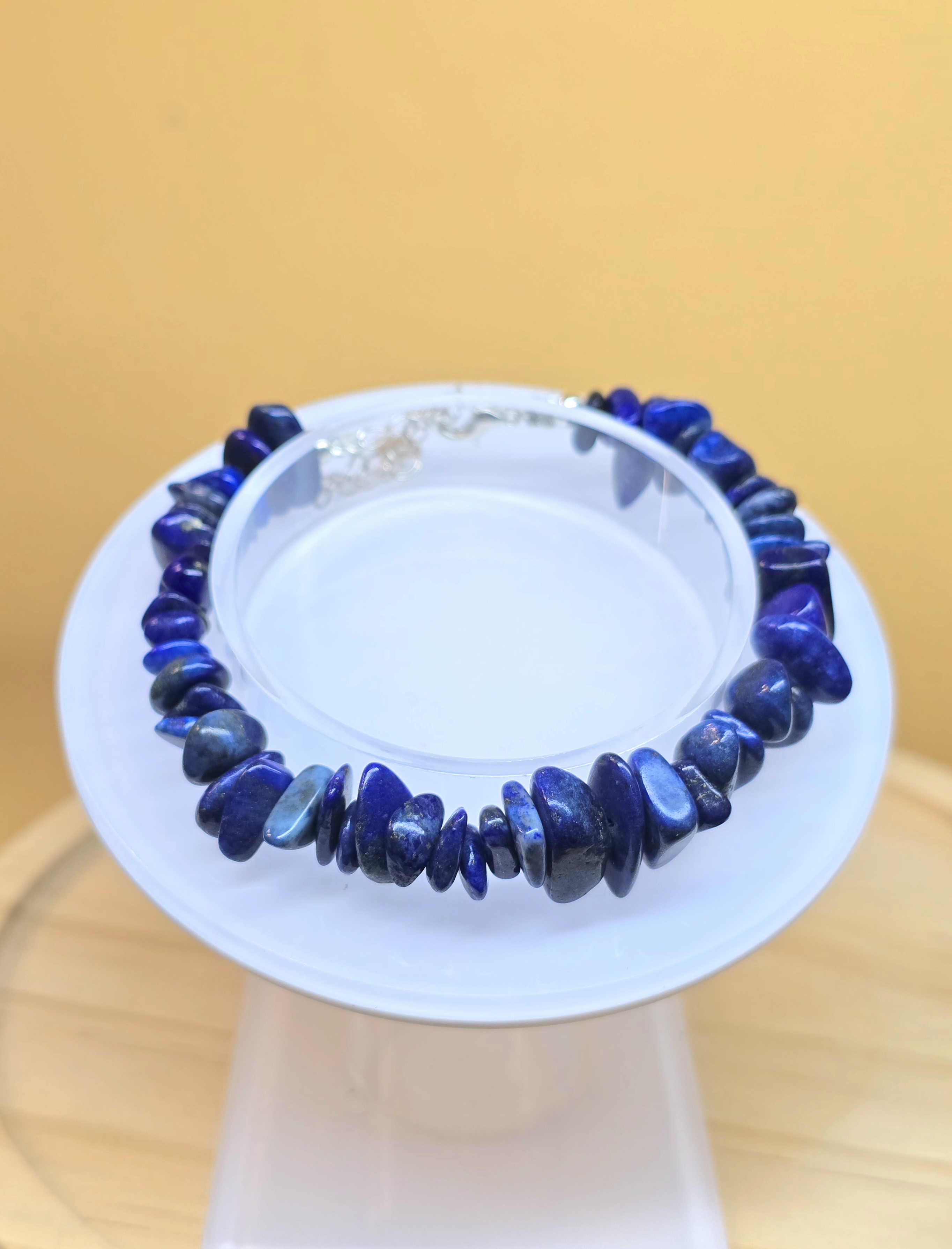 Vòng Hạt Chips Lapis Lazuli Với Móc Khóa Hợp Kim Không Rỉ