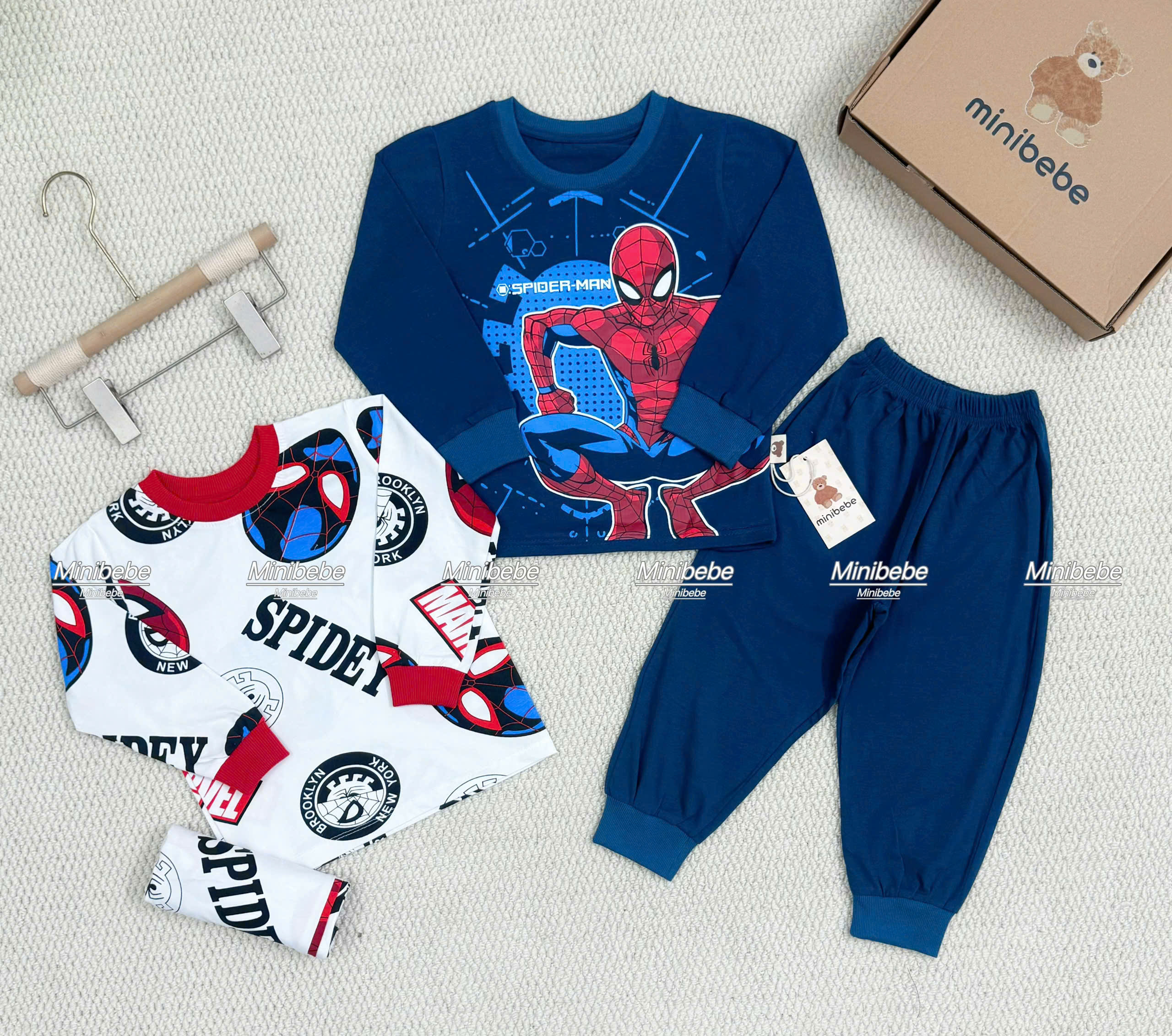 Q74 SET 2 BỘ DÀI NHỆN ĐỎ CHỐNG TAY - A100.298