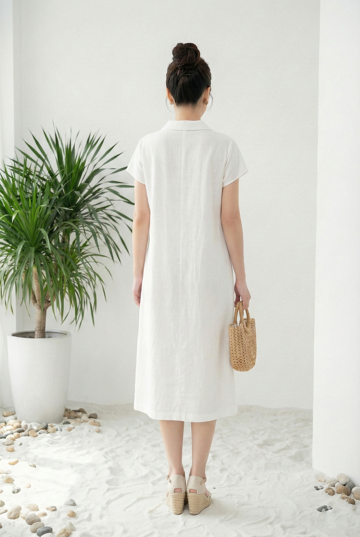 Đầm maxi vải linen trắng dáng suông cố bẻ tay ngắn thiết kế MAZANO