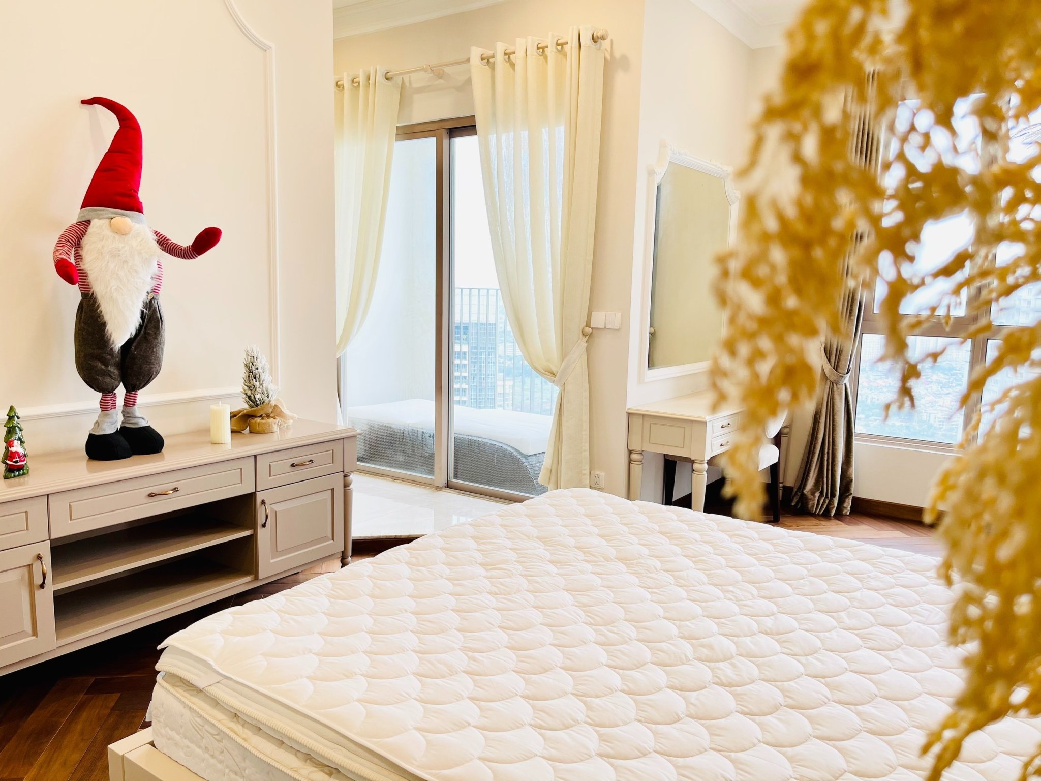 Chính chủ cho thuê căn PenThouse 4PN, 5WC giá 200tr/tháng ( khách thiện chí có thể thương lượng )_thumbnail_4