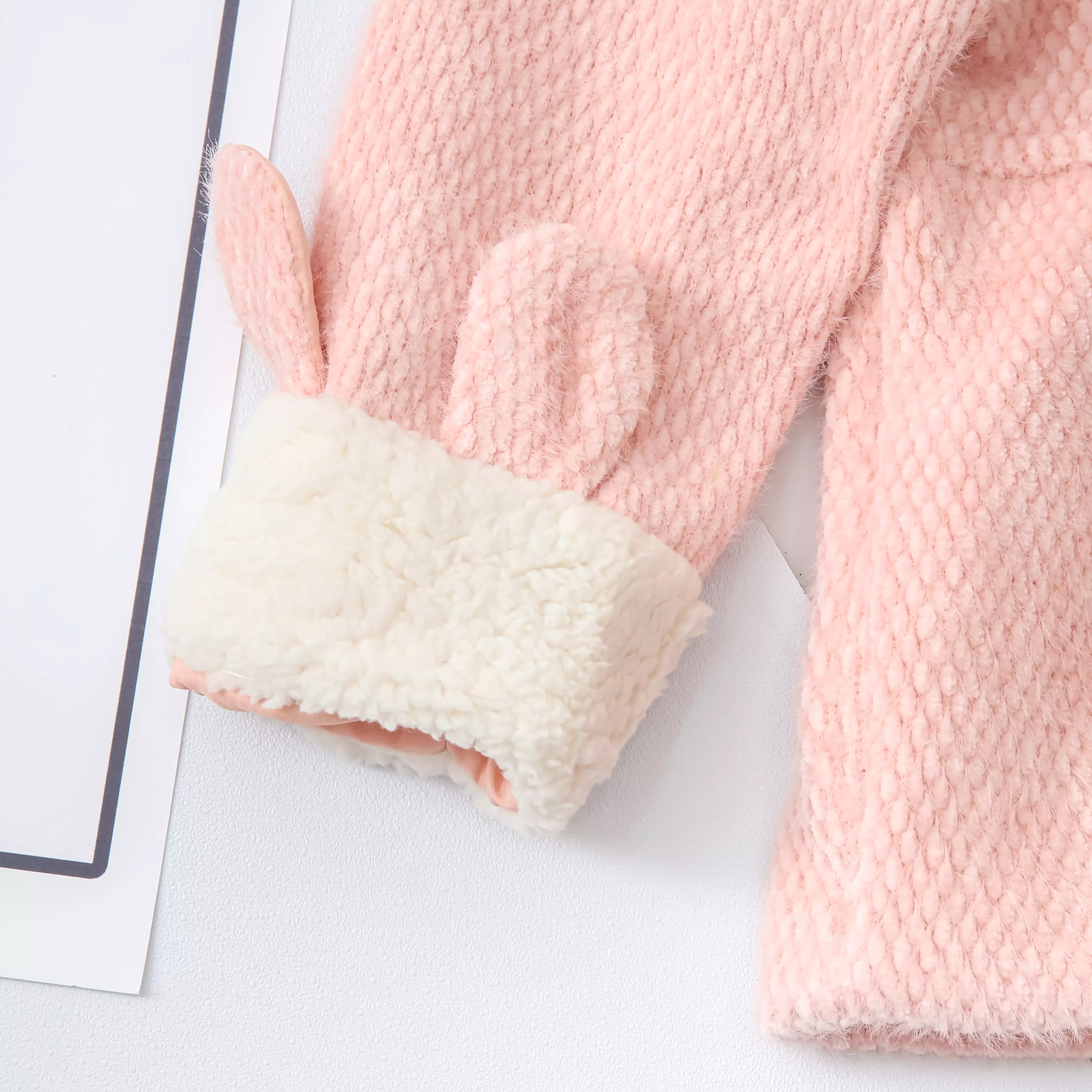 Áo khoác dạ phối tay thỏ_thumbnail_7