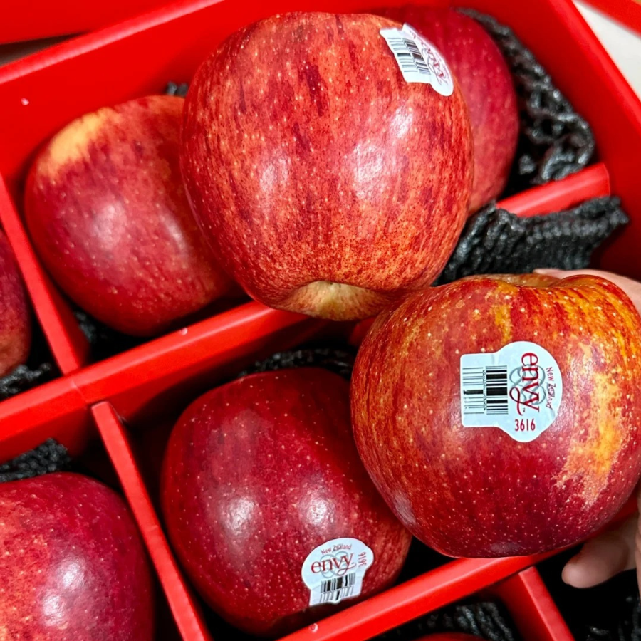 Táo Envy Mỹ - size 28_thumbnail_1