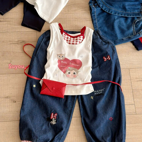 SU83 - Áo thun sát nách in hình phối 2 dây caro đỏ hãng Suyou