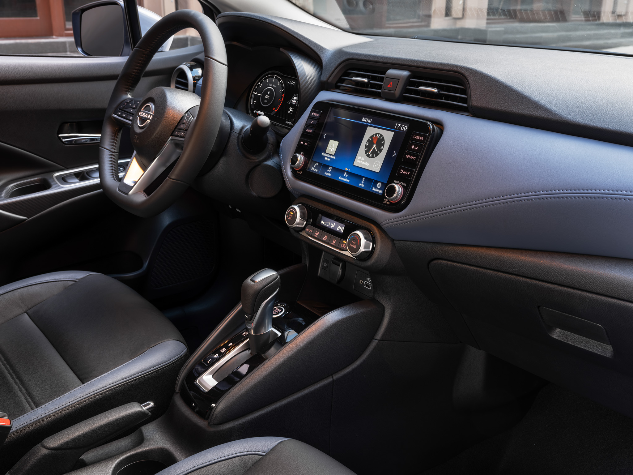 Nissan Almera VL cao cấp_thumbnail_8