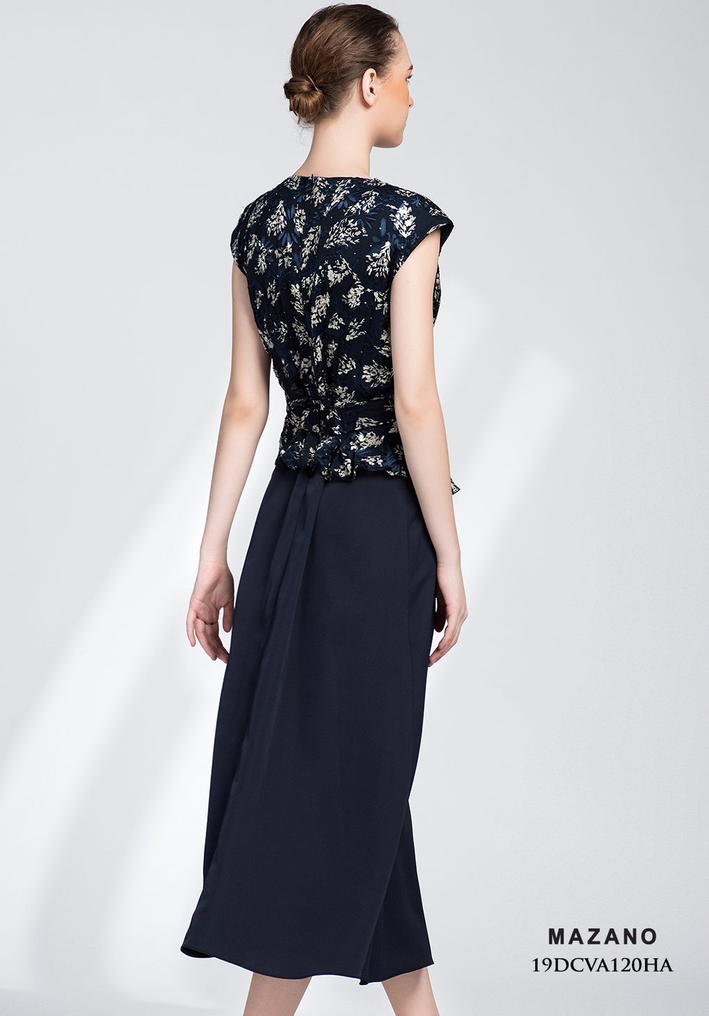 Đầm xanh than phối họa tiết pepllum_thumbnail_3