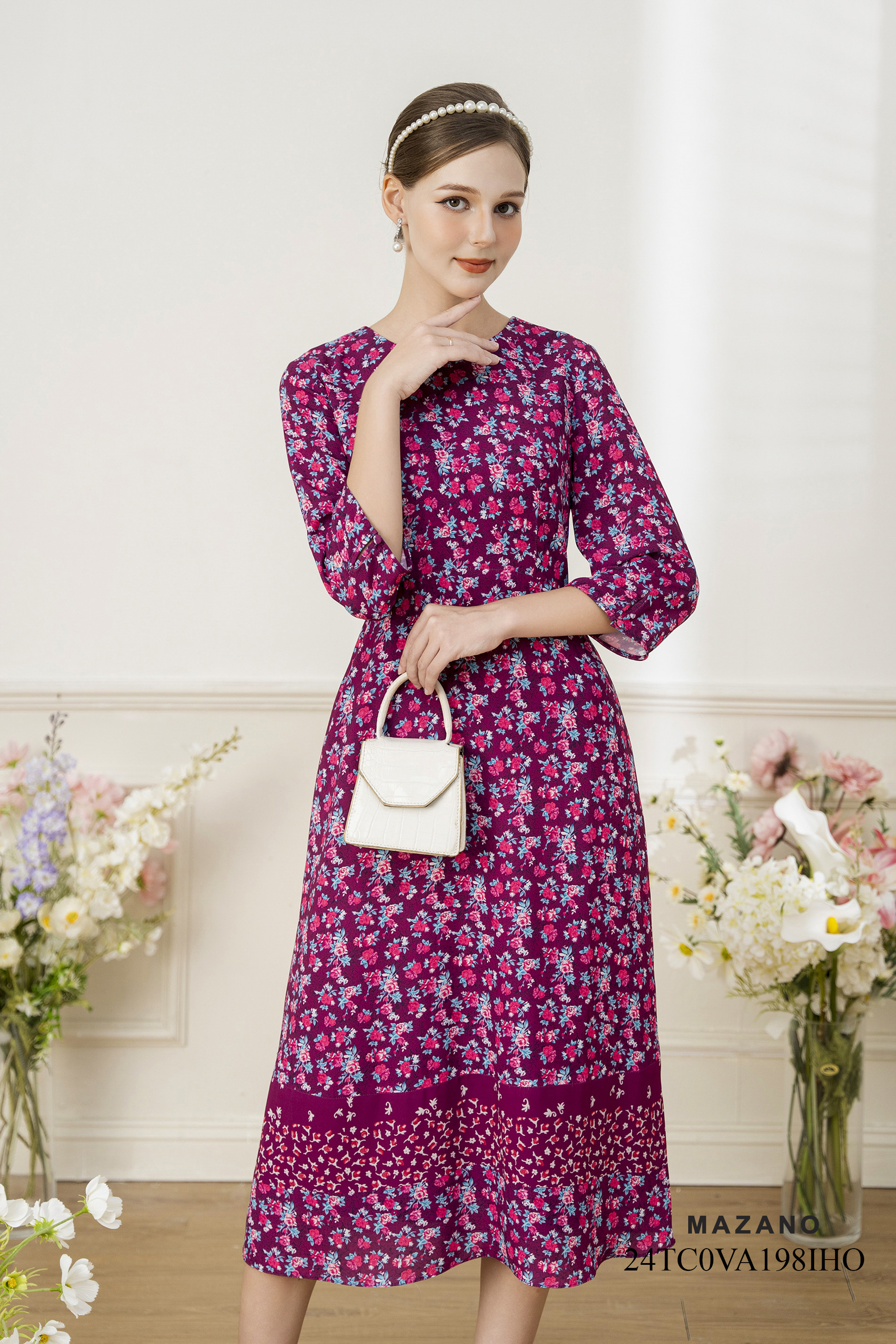 Váy Đầm Ôm Vải chiffon dày Hoạ tiết hoa nhí cách điệu trang trí gấu Cổ tròn Tay lỡ Dài đến bắp chân_thumbnail_3