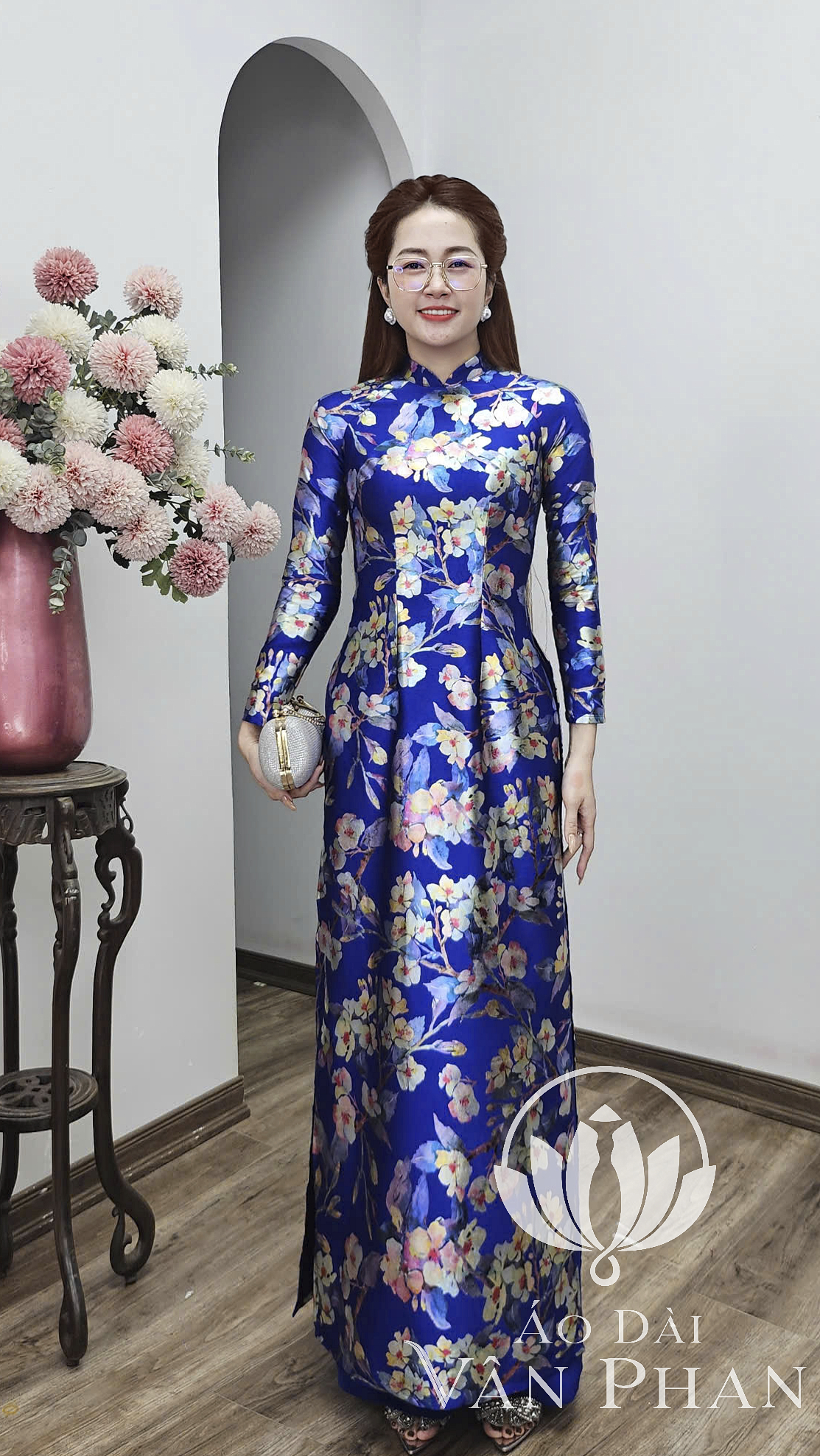 A3151 áo dài cổ 3p tay dài lụa dubai xanh coban ánh xà cừ