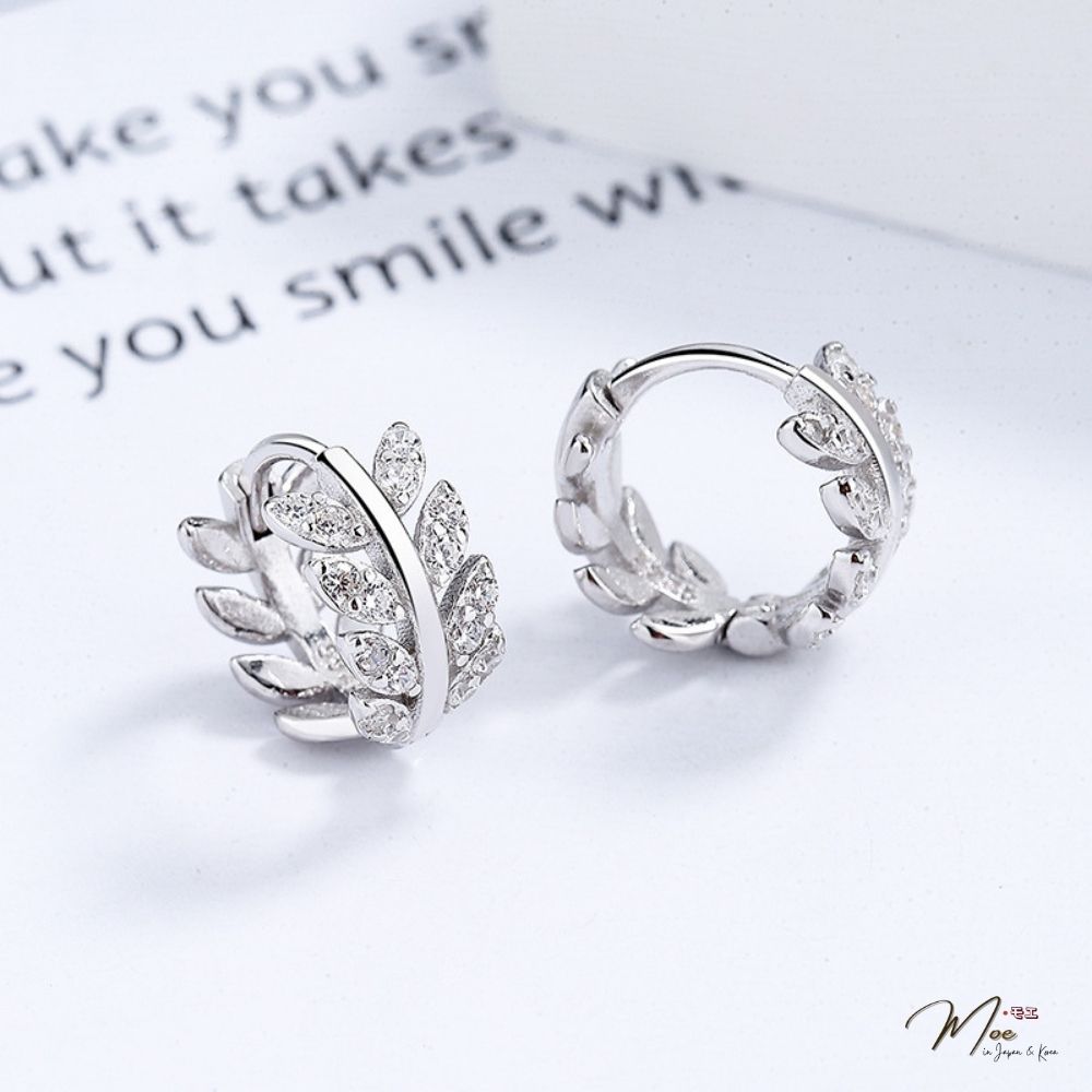 K214 - Khuyên tai bấm lá nguyệt quế