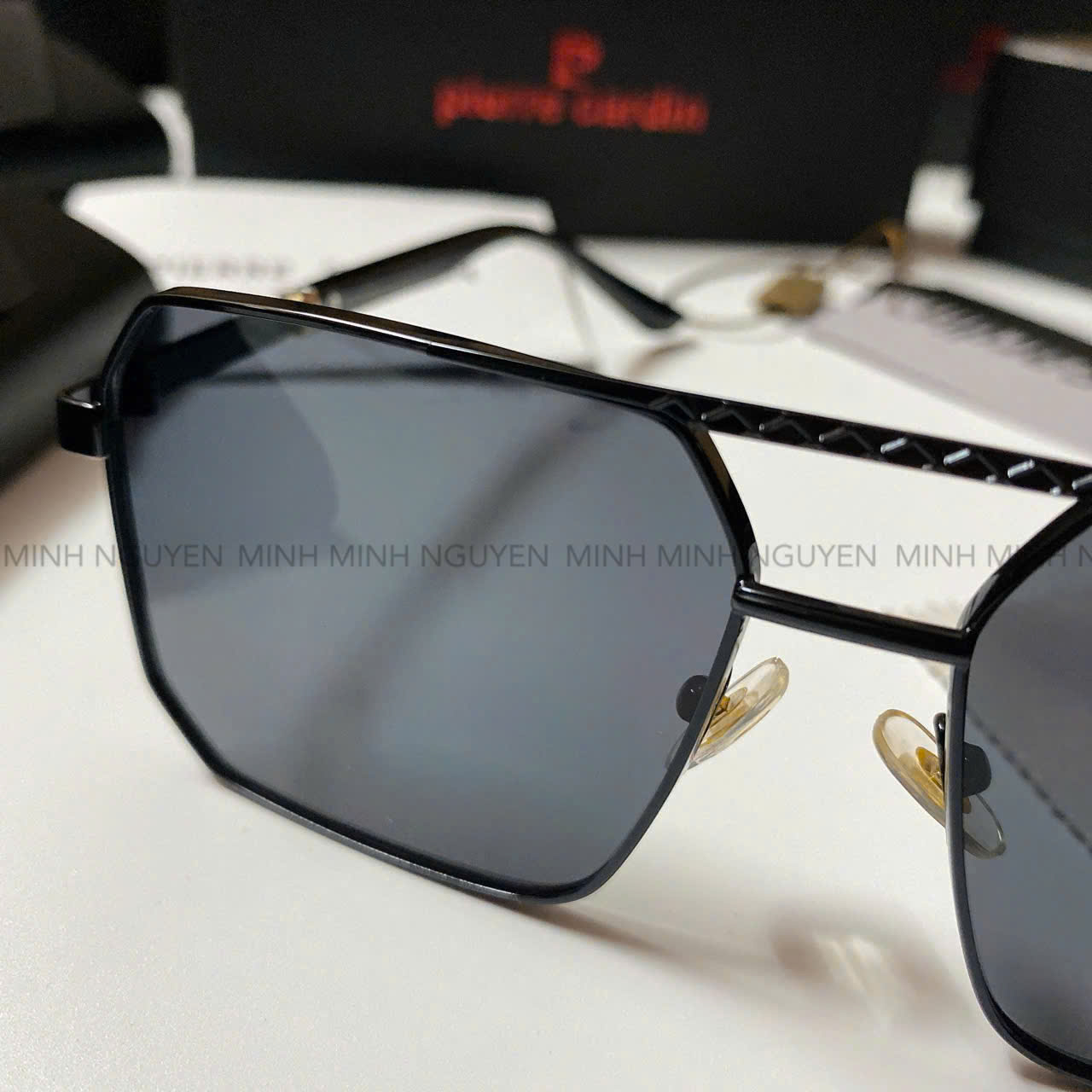 Mat Kinh Pierre_thumbnail_11