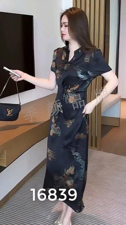 16839-Đầm suông đen in 3D cổ tàu eo thắt dây rút ( lụa)_thumbnail_0