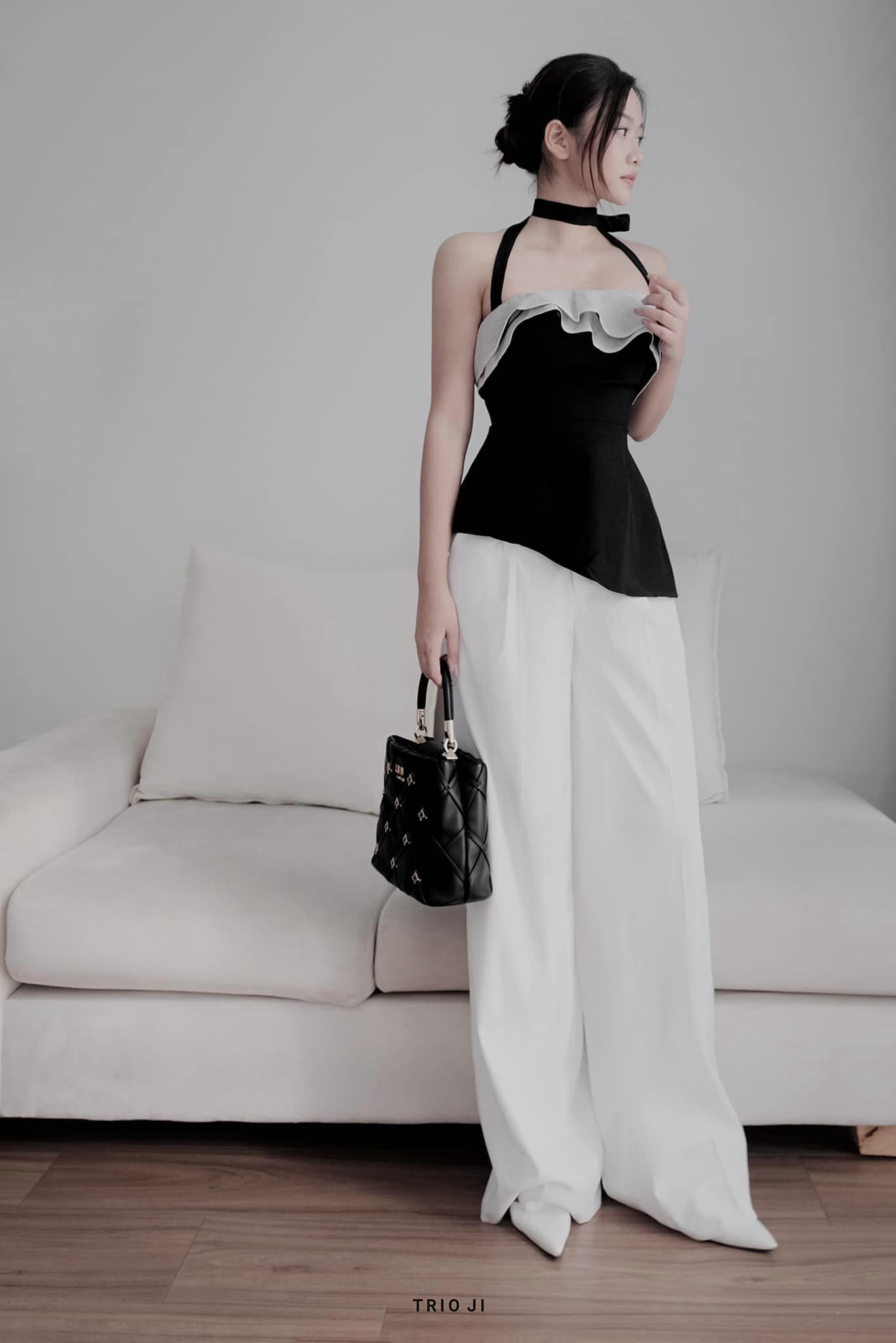 NAOMI Top_thumbnail_3