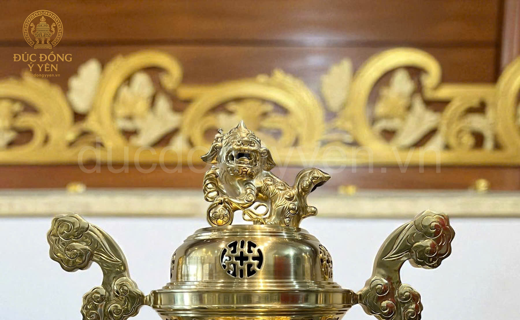 Bộ đồ thờ tam sự đỉnh nến chạm rồng nổi  đúc đồng cát tút _thumbnail_3