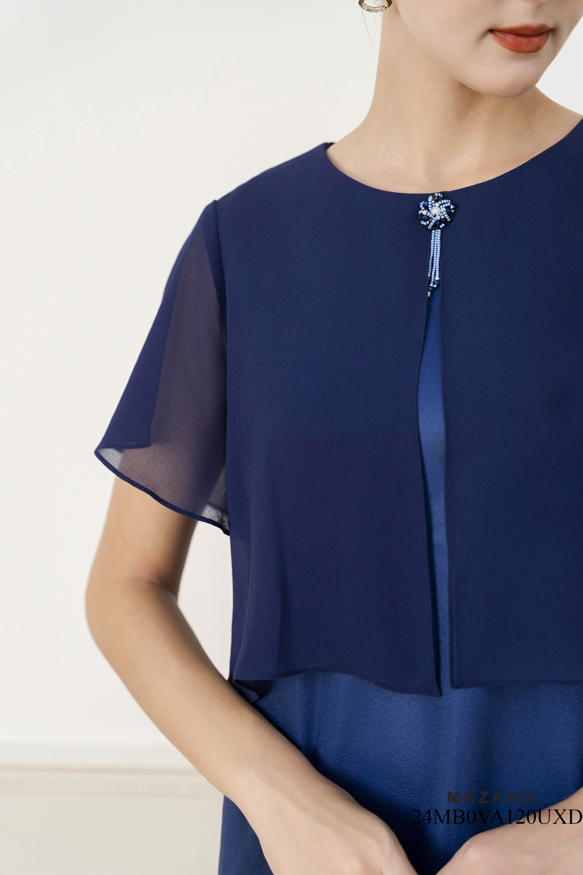 Váy Đầm Suông Vải thô mỏng phối Layer chiffon Hoạ tiết hoa cách điệu Cổ tròn Tay ngắn Dài qua gối_thumbnail_3