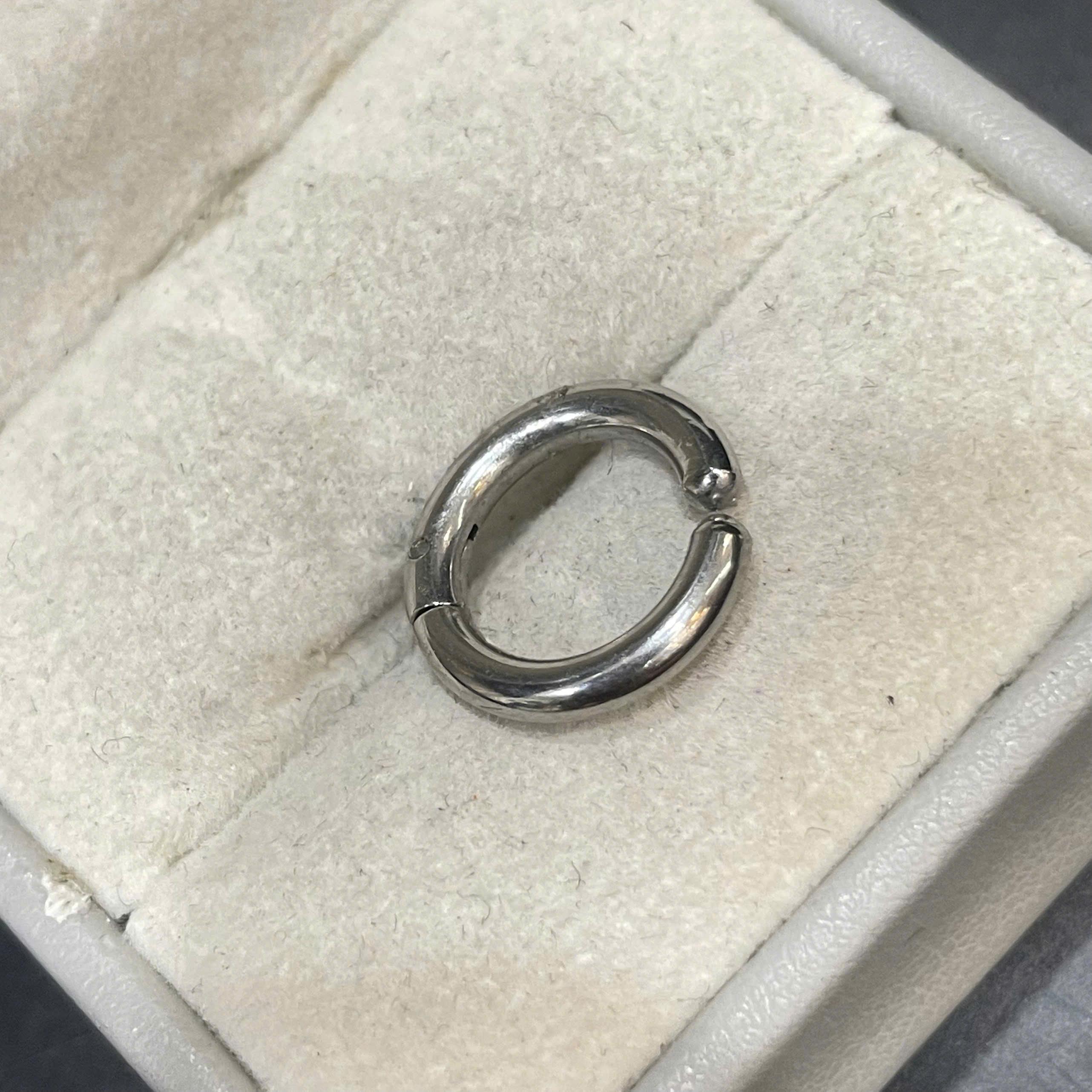 khuyên kẹp giả vòng trơn size 12