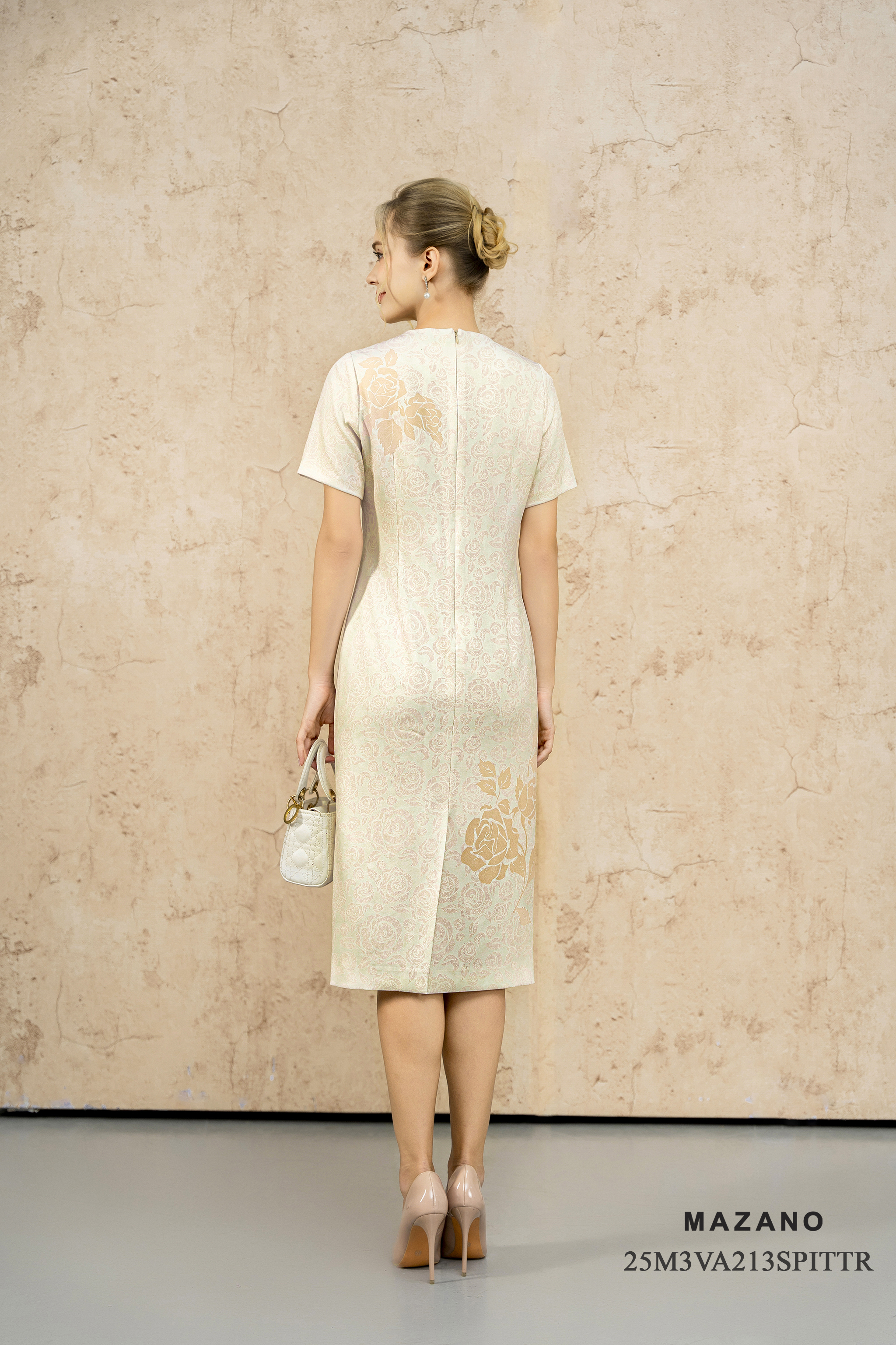 Váy đầm suông Vải thô chun Họa tiết hoa chìm bố cục Cổ tròn Tay ngắn Dài đến bắp chân_thumbnail_4