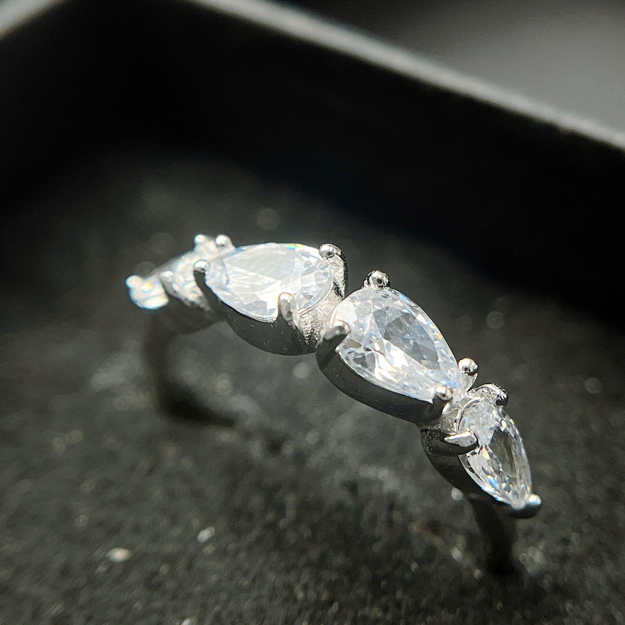 Nhẫn bạc 4 kim cương size 6_thumbnail_1