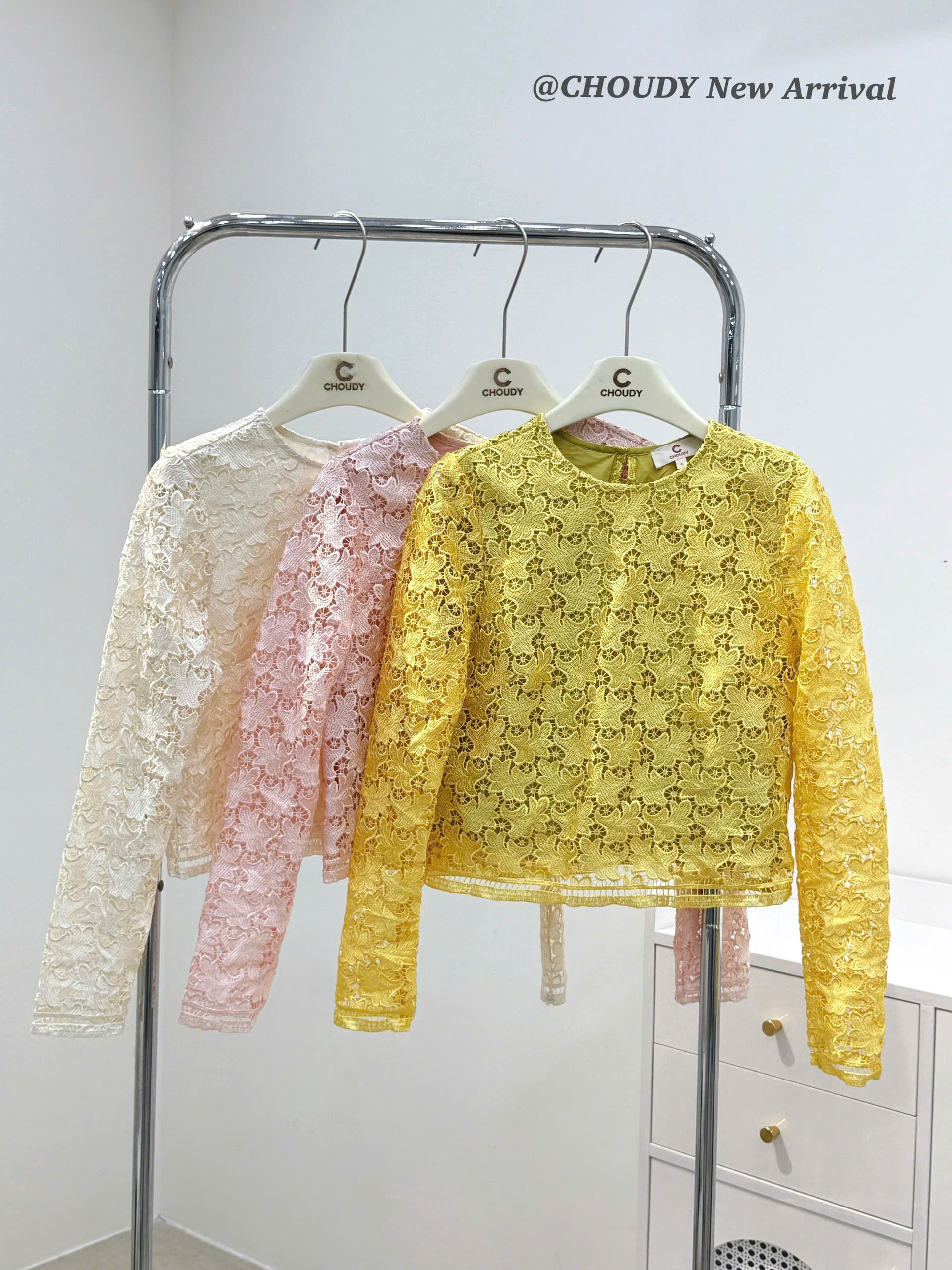 U663 ÁO KIỂU REN 3 MÀU_thumbnail_1