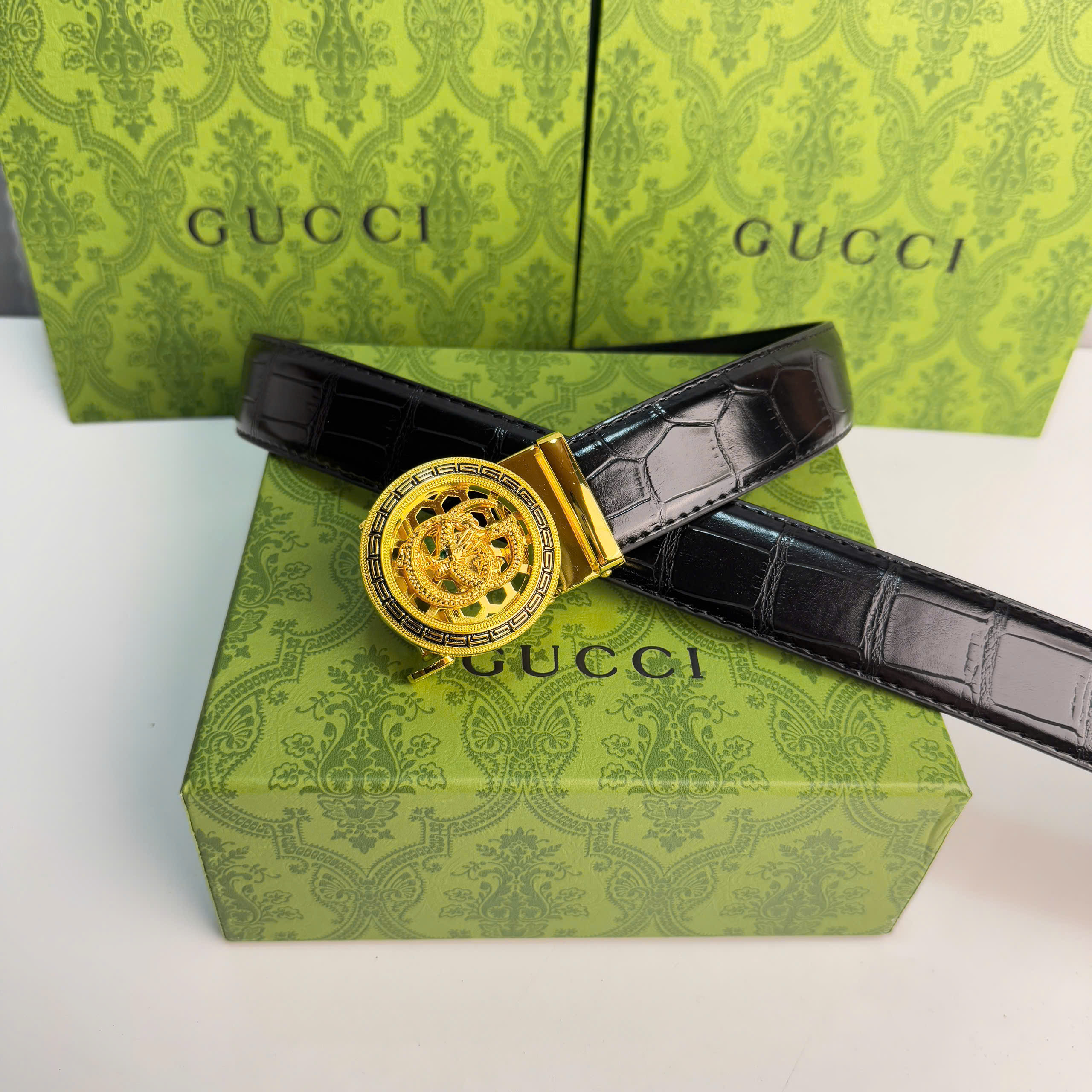 Thắt lưng Gucci Dragon Emblem Gold Buckle