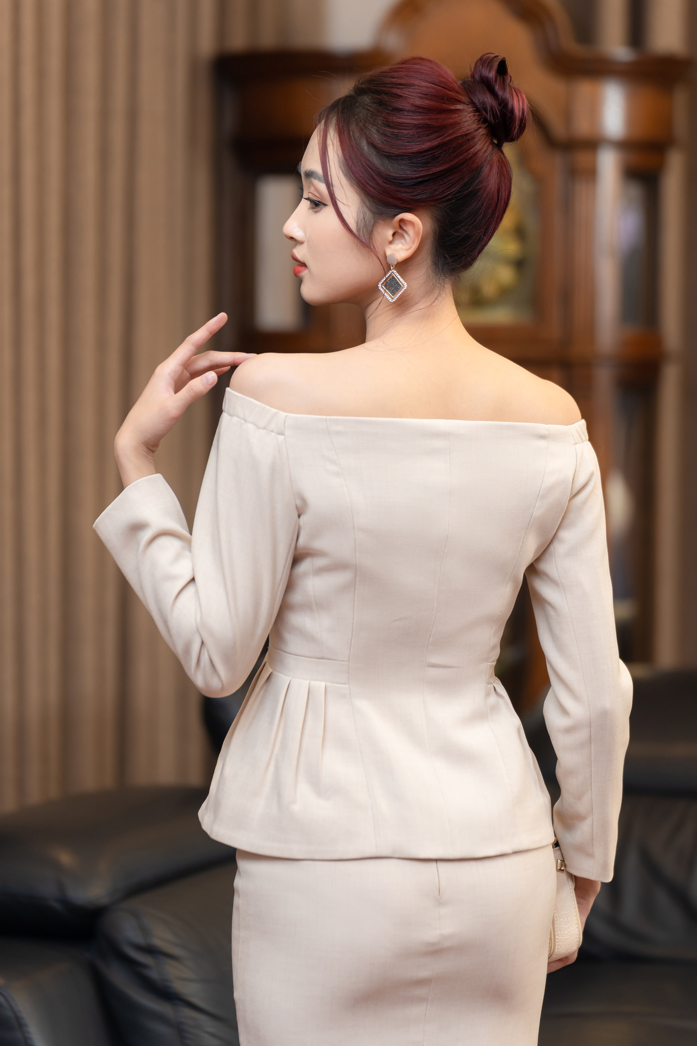 Set Áo Vest trễ vai LONA