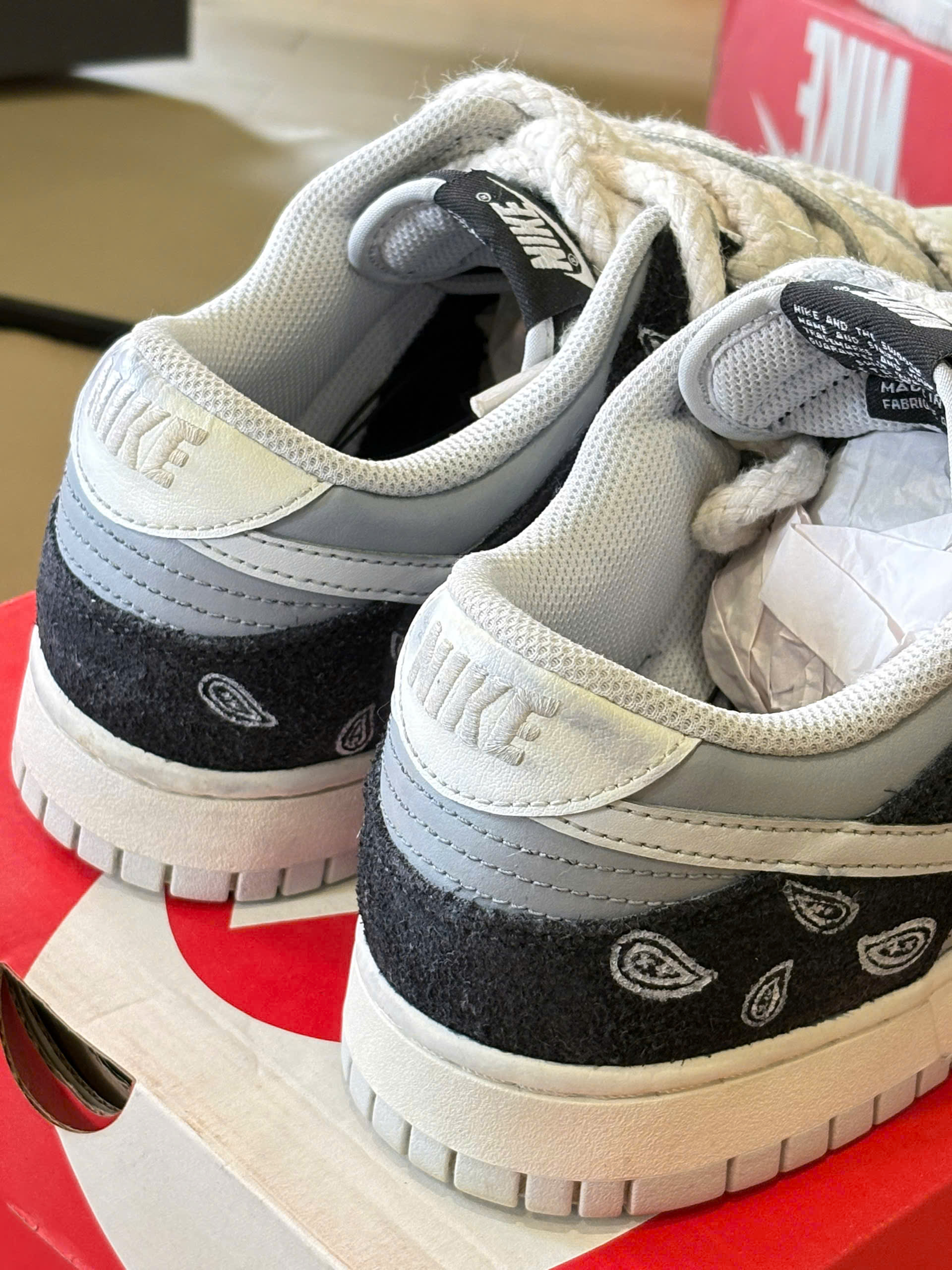 Nike Dunk Low 'Vibe Crane y Flores de Anacardo' DH7913-001_thumbnail_4