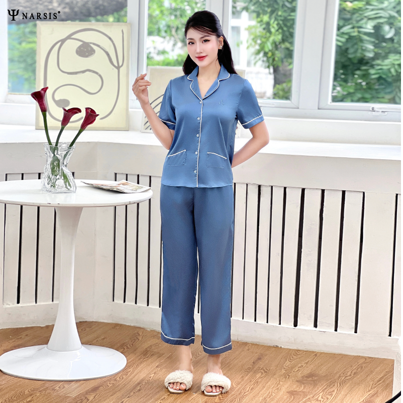 Bộ đồ ngủ lụa satin Narsis M24039 màu xanh đậm, thiết kế thanh lịch, thoải mái._thumbnail_0
