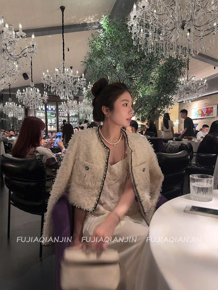 Áo Khoác Tweed Sang Trọng Nữ Tính_thumbnail_3