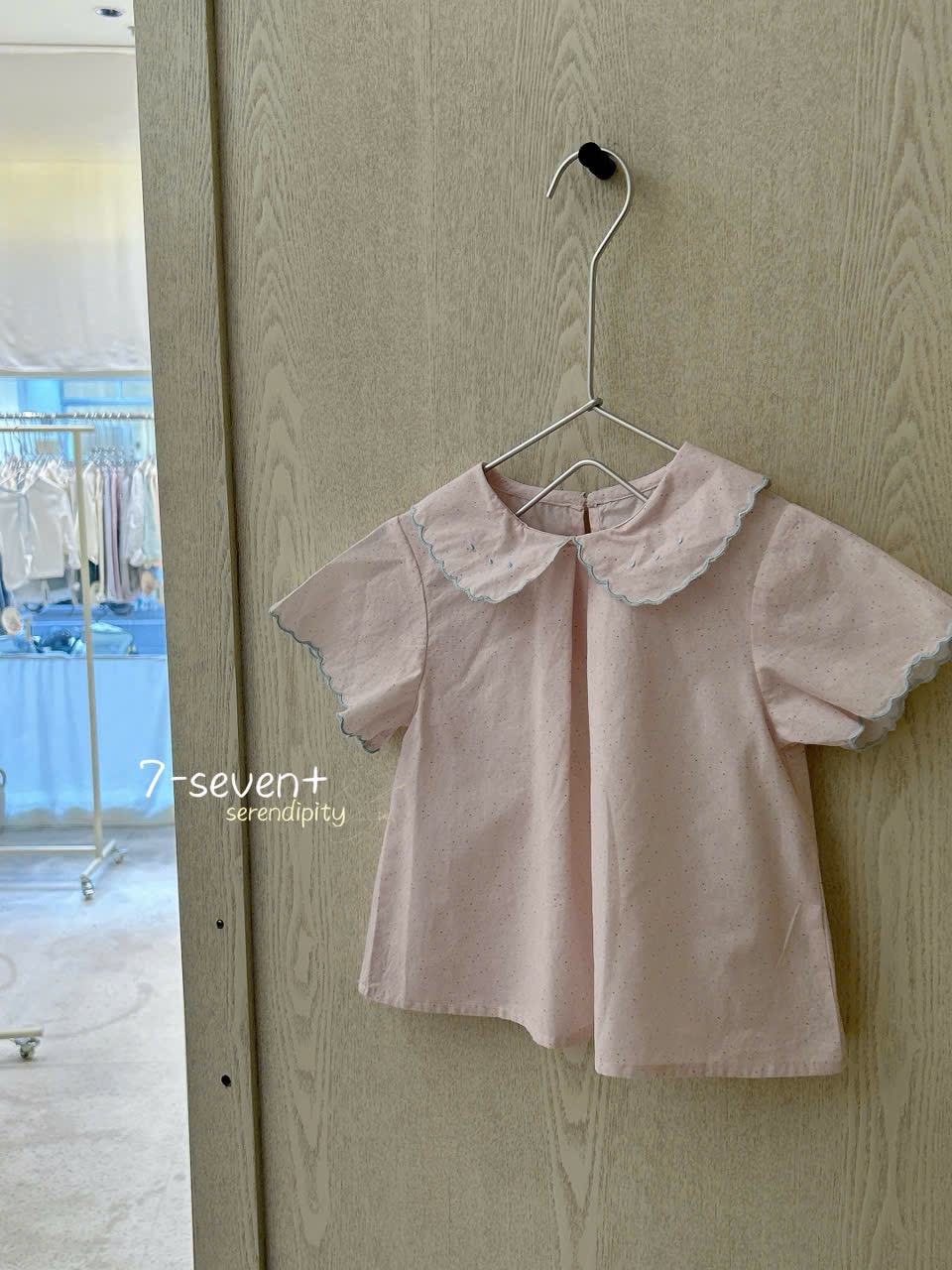 (H128) Áo thô cổ sen màu hồng hãng Seven_thumbnail_0