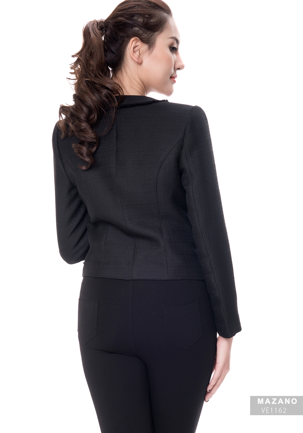 Áo Vest vải Gto đen xếp ly bụng cách điệu