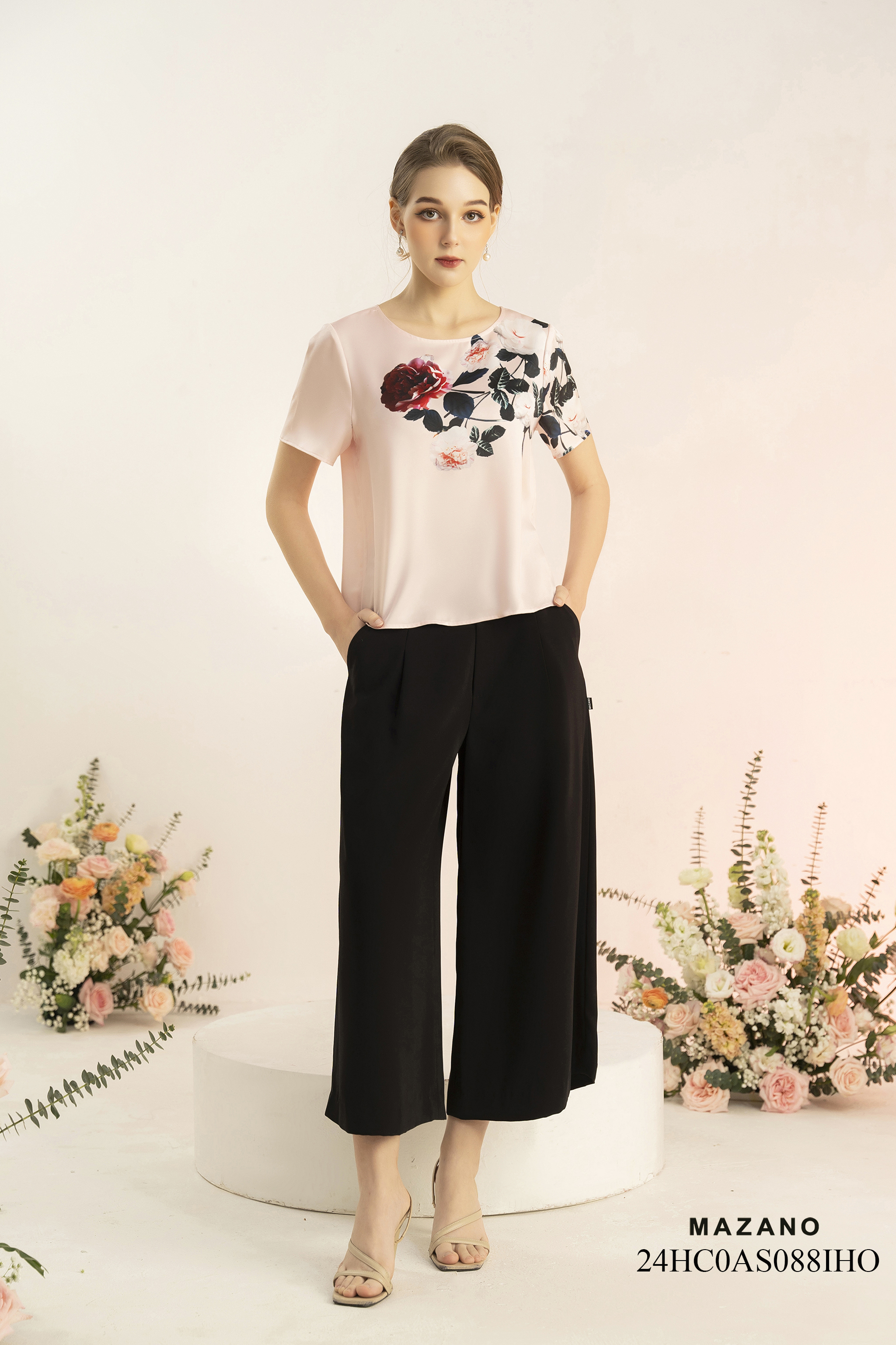 Áo top suông hồng nhạt in họa tiết_thumbnail_3