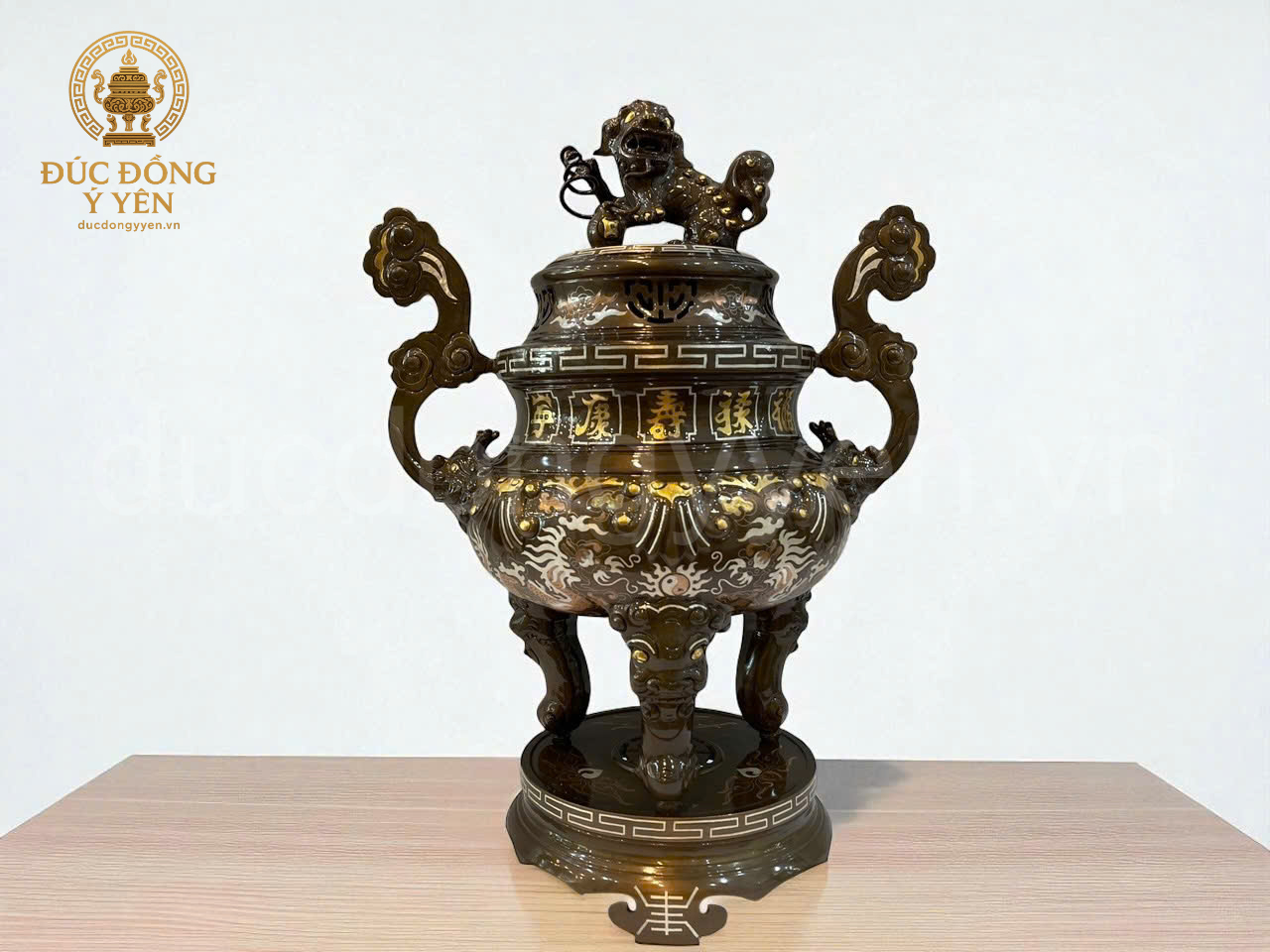 Bộ đỉnh tam sự khảm tam khí hoa văn sòi đúc đồng đỏ _thumbnail_2