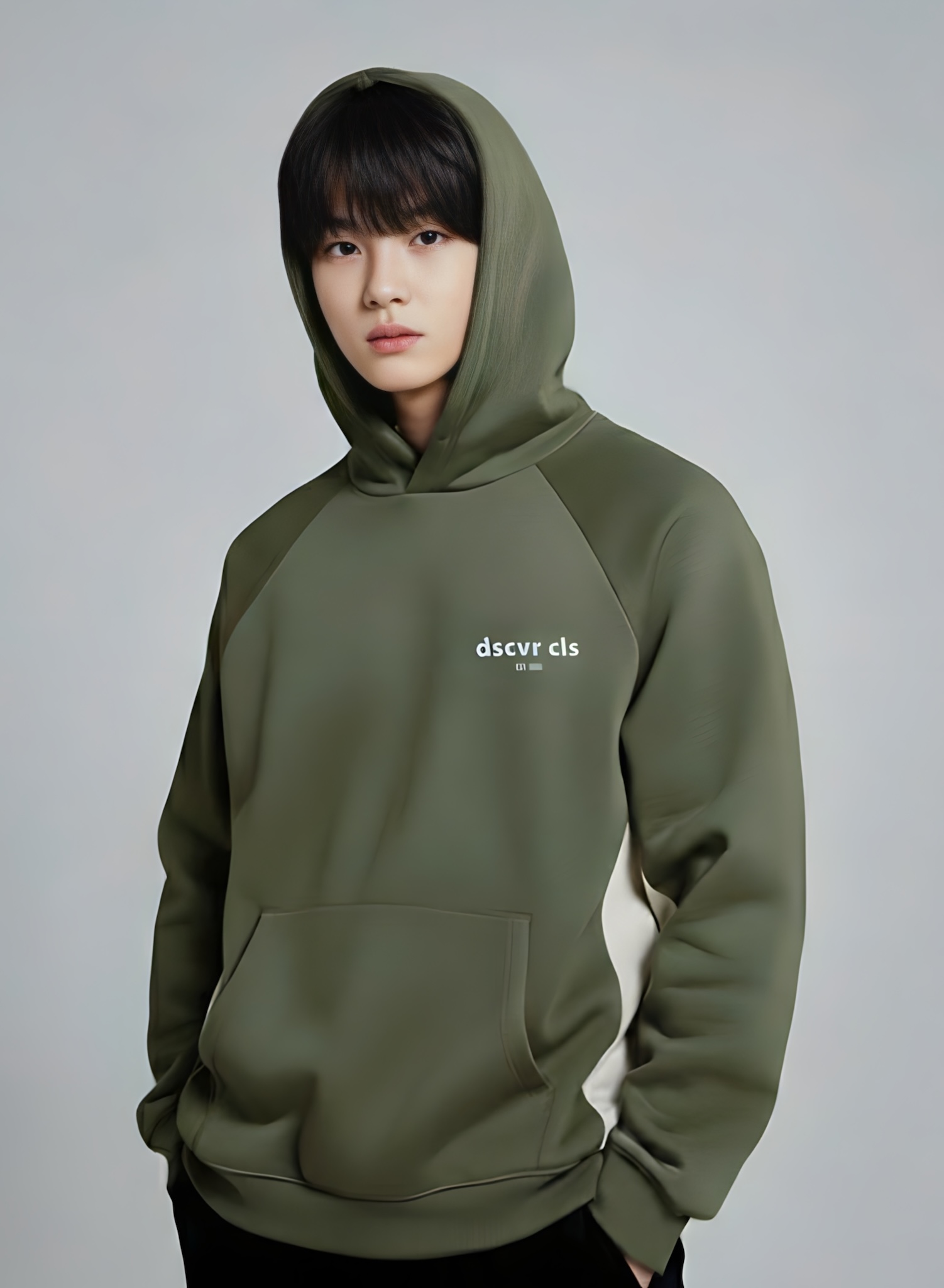 Áo nỉ hoodie màu xanh olive phối dọc