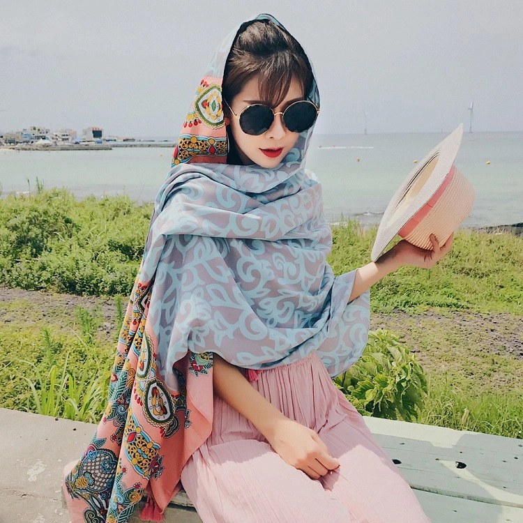 Học hỏi cách choàng khăn chống nắng áp dụng được cả nam và nữ