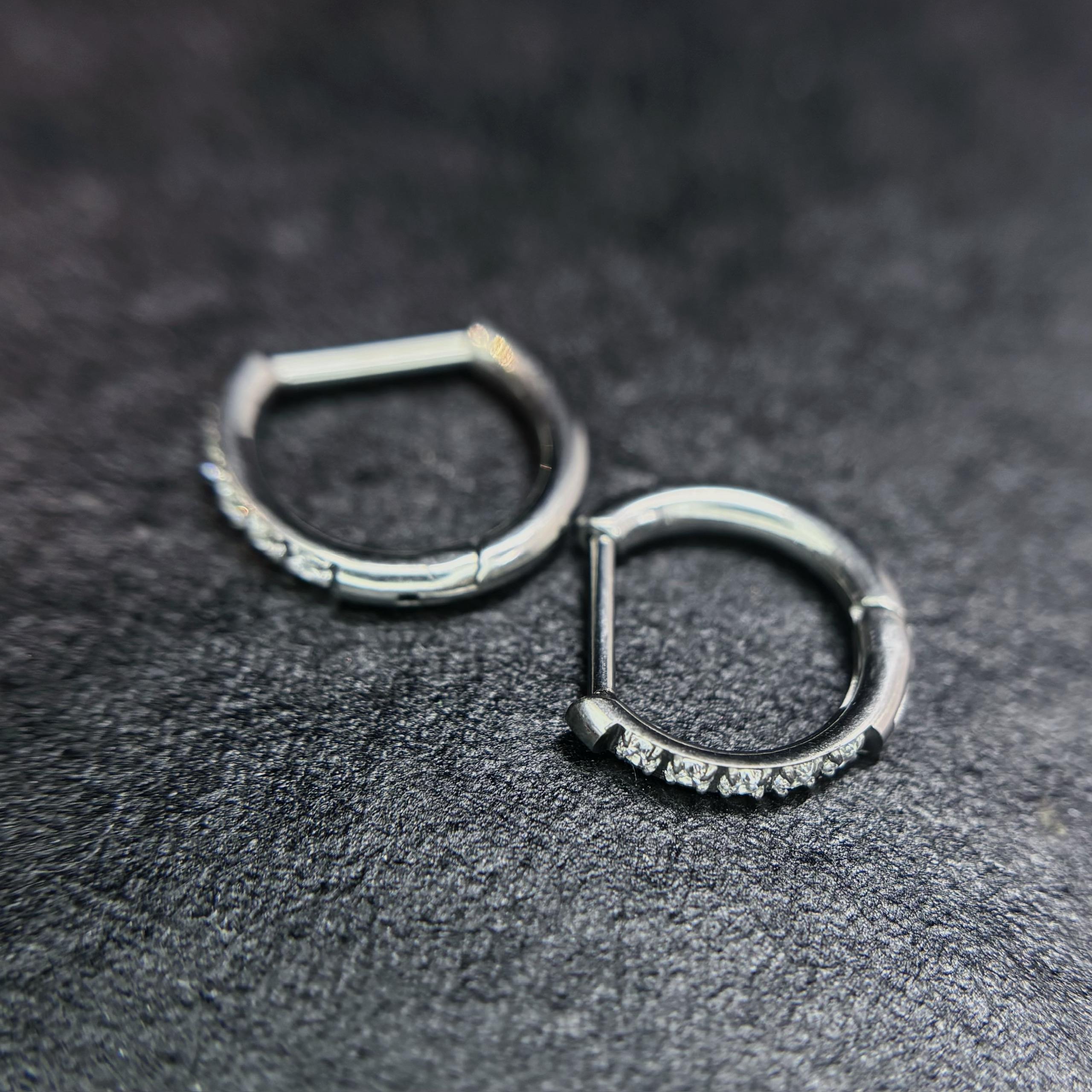 Bật khớp titan kim cương chữ D size 8 dày 1.6_thumbnail_2