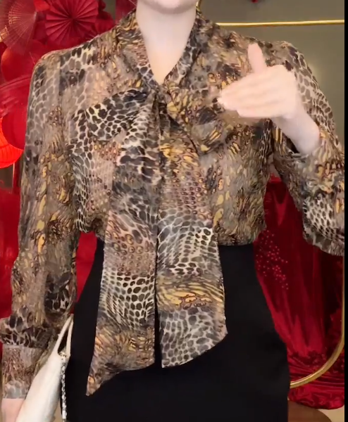 Áo Hoạ Tiết Nơ Cổ