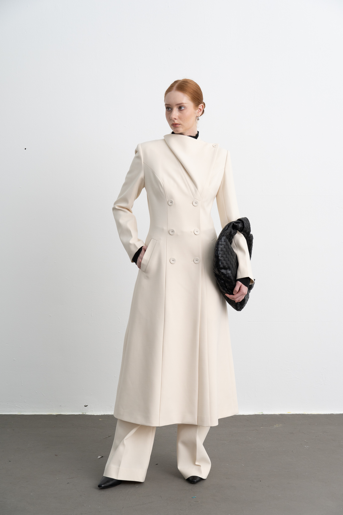 Áo măng tô cổ bẻ lệch (Dalitso Coat)_thumbnail_1