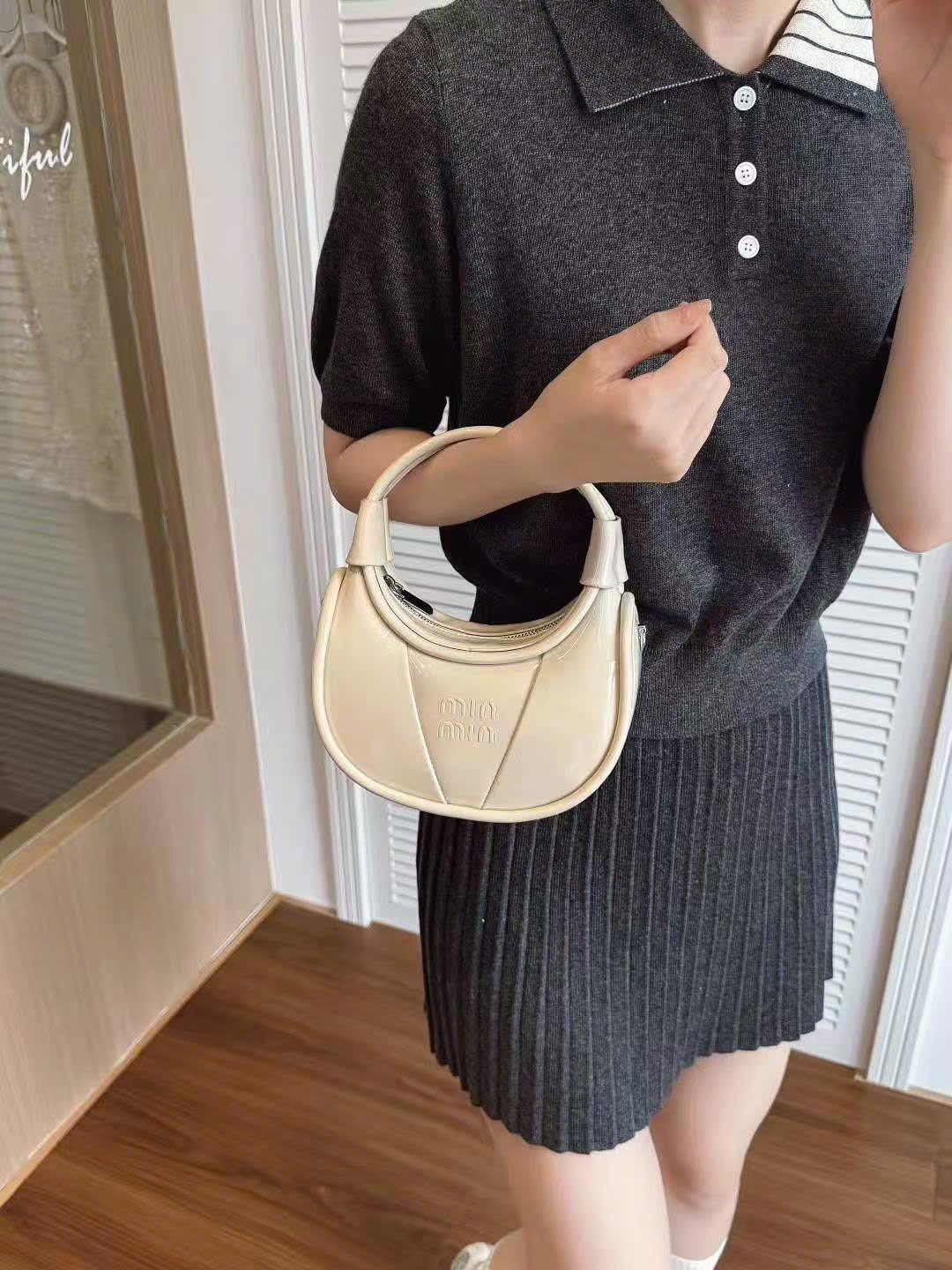 Túi xách miu Kem - T62