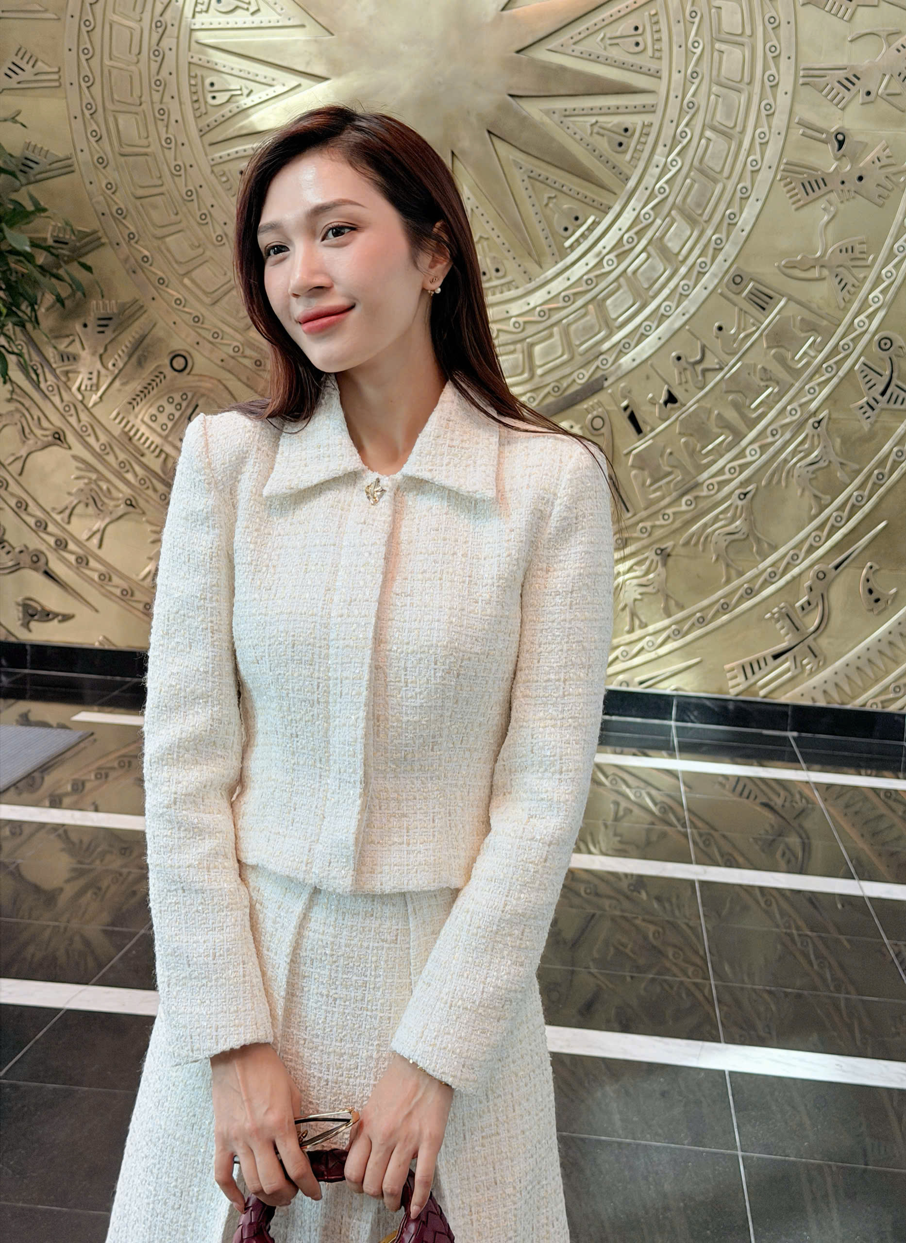 A228 - Áo dạ trắng lửng một cúc