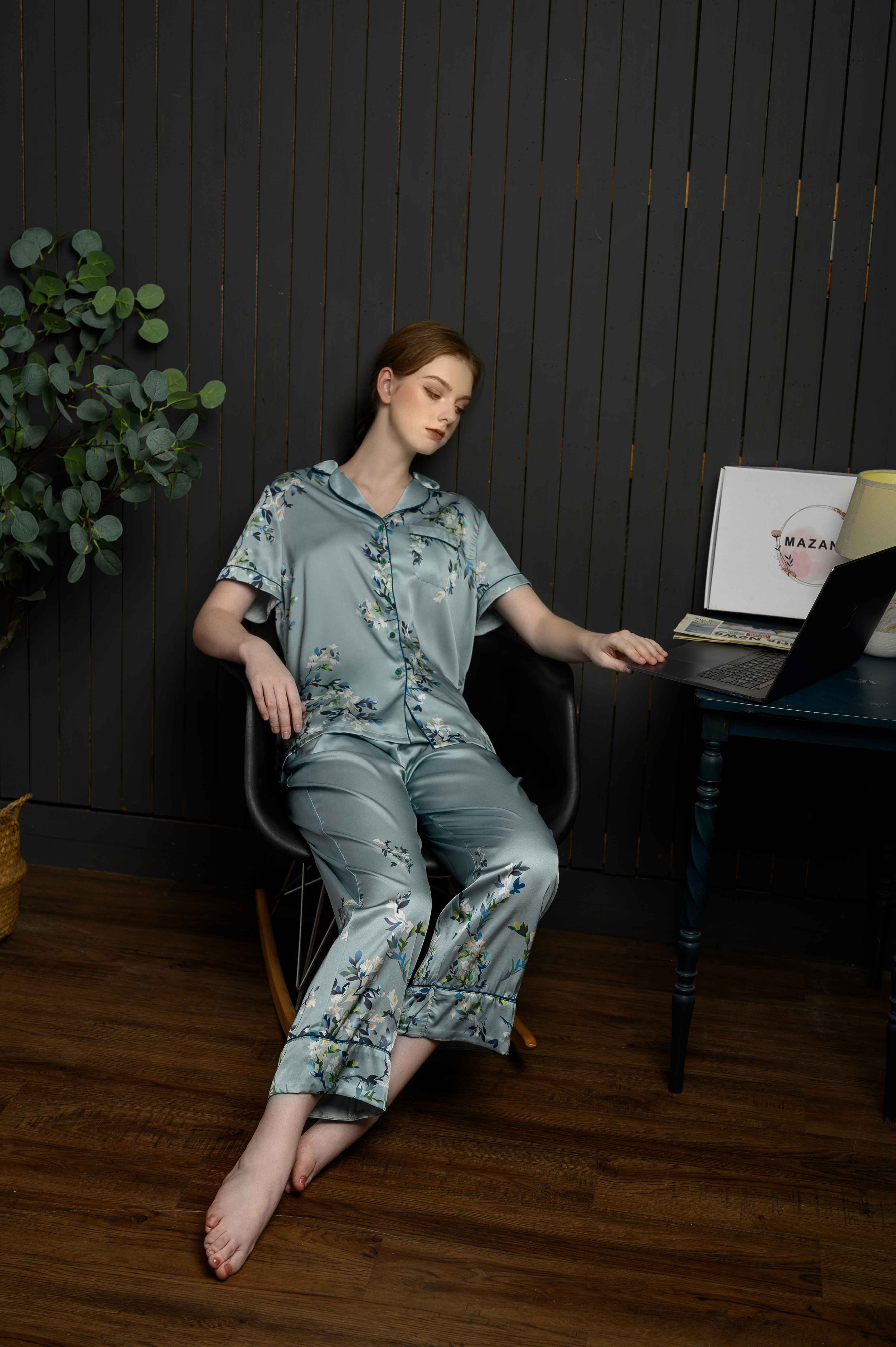 Bộ lụa xanh họa tiết hoa cộc tay_thumbnail_3