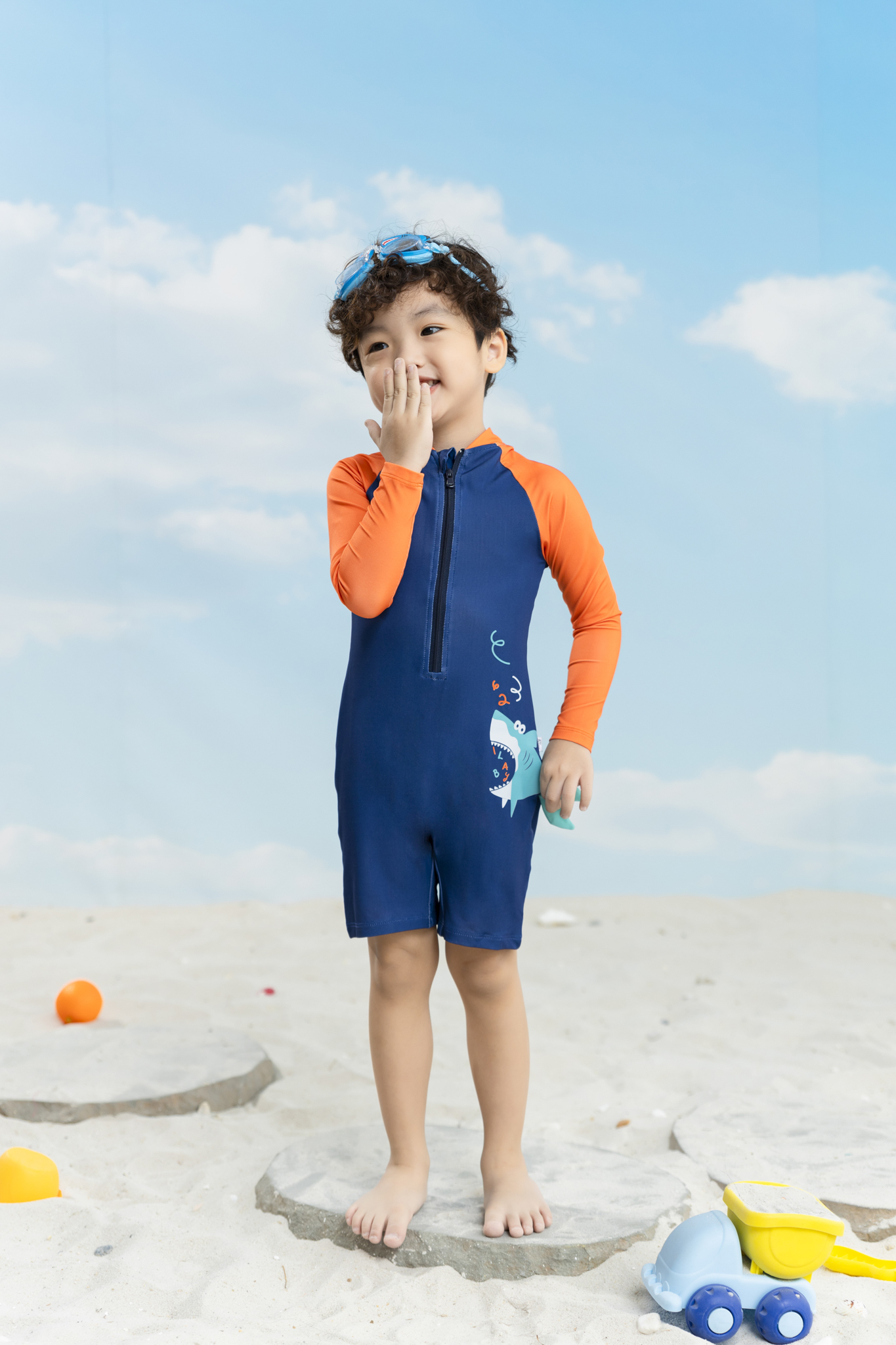 Set bơi liền cá mập phối đuôi cá