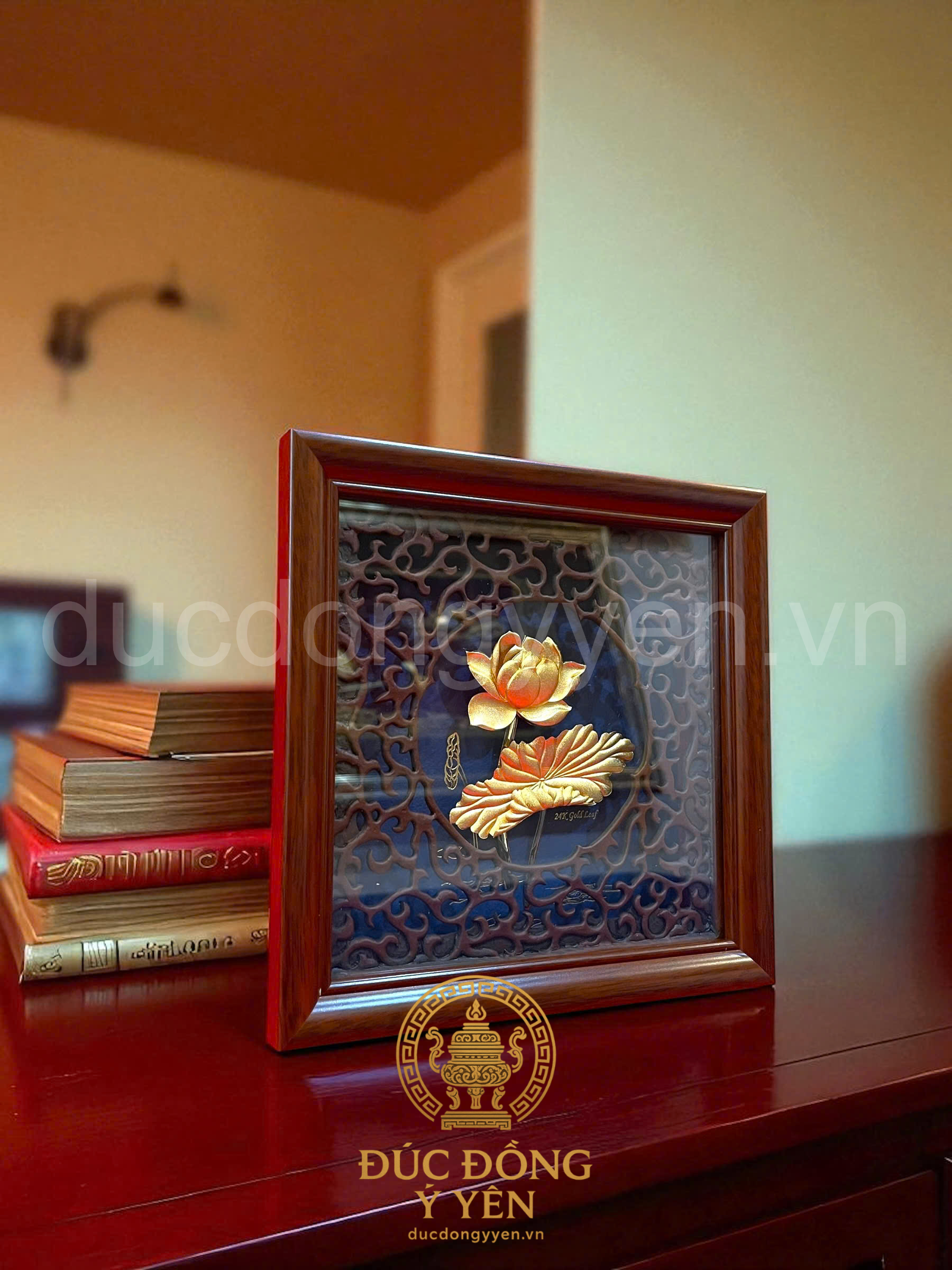 Tranh hoa sen mạ vàng 24k KT 20 X 20 CM_thumbnail_1