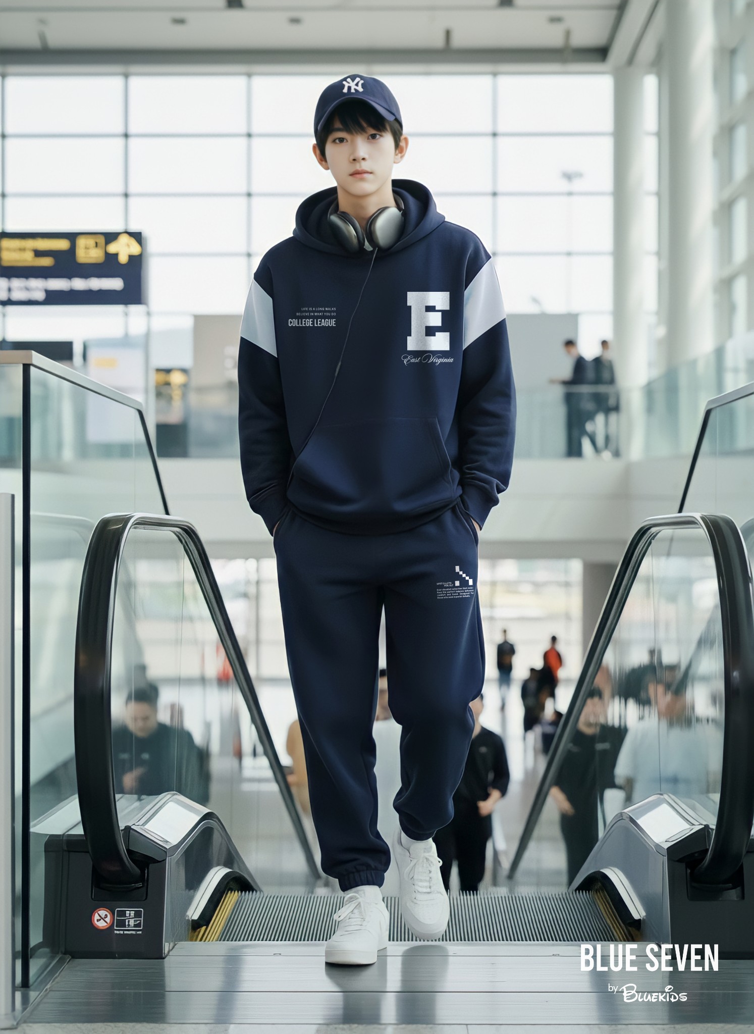 Áo nỉ hoodie màu xanh navy phối trắng_thumbnail_1