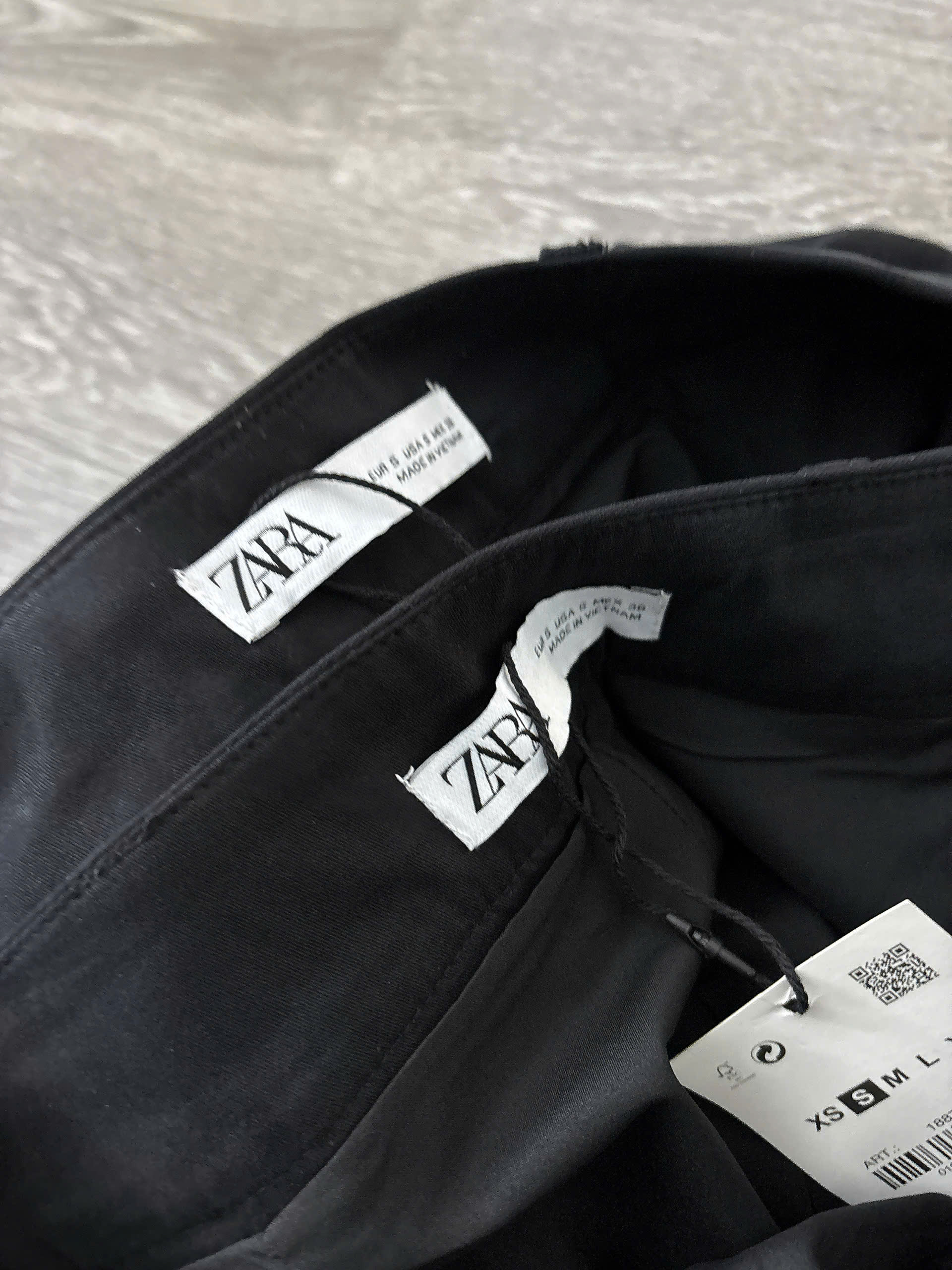 C84 CHÂN VÁY ĐEN_thumbnail_1