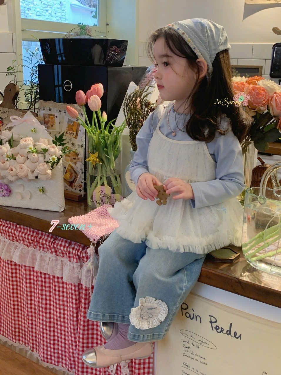 (H27) Áo thun xanh mix áo 2 dây viền voan trắng kem Seven_thumbnail_0