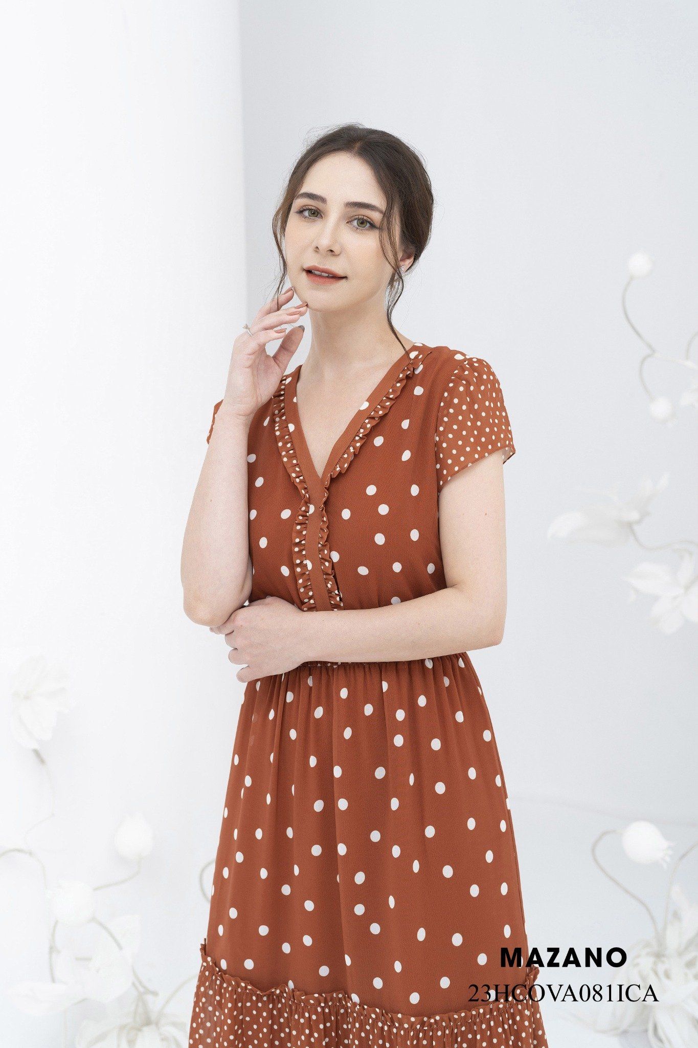 Váy Đầm ôm Chân rủ tầng Vải voan Hoạ tiết chấm bi Cổ V Tay ngắn Dài trên bắp chân