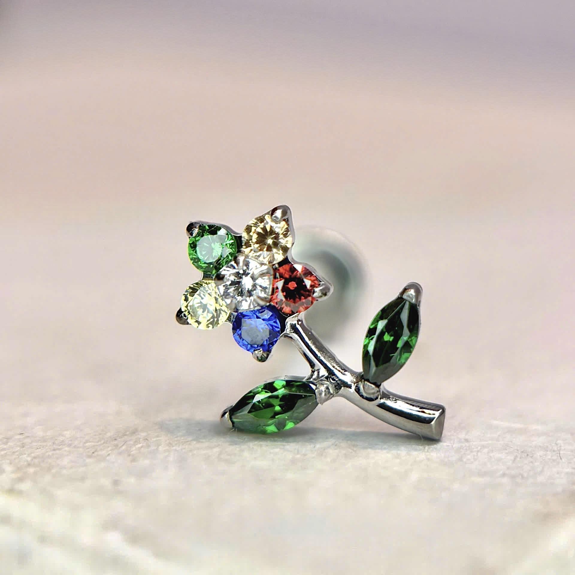 Khuyên kiểu titan bông hoa 5 màu