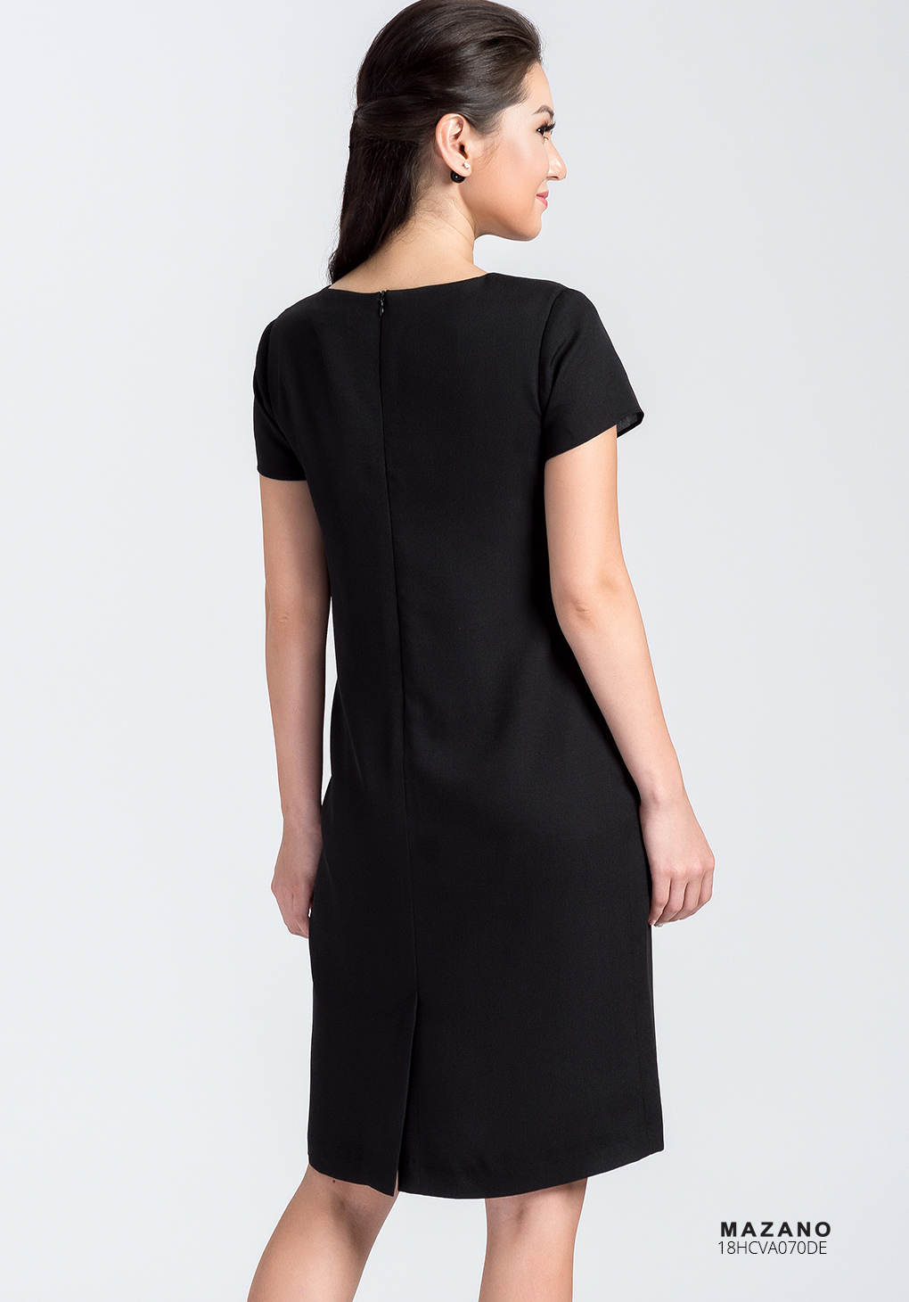 Váy đen thêu hoa sườn_thumbnail_1